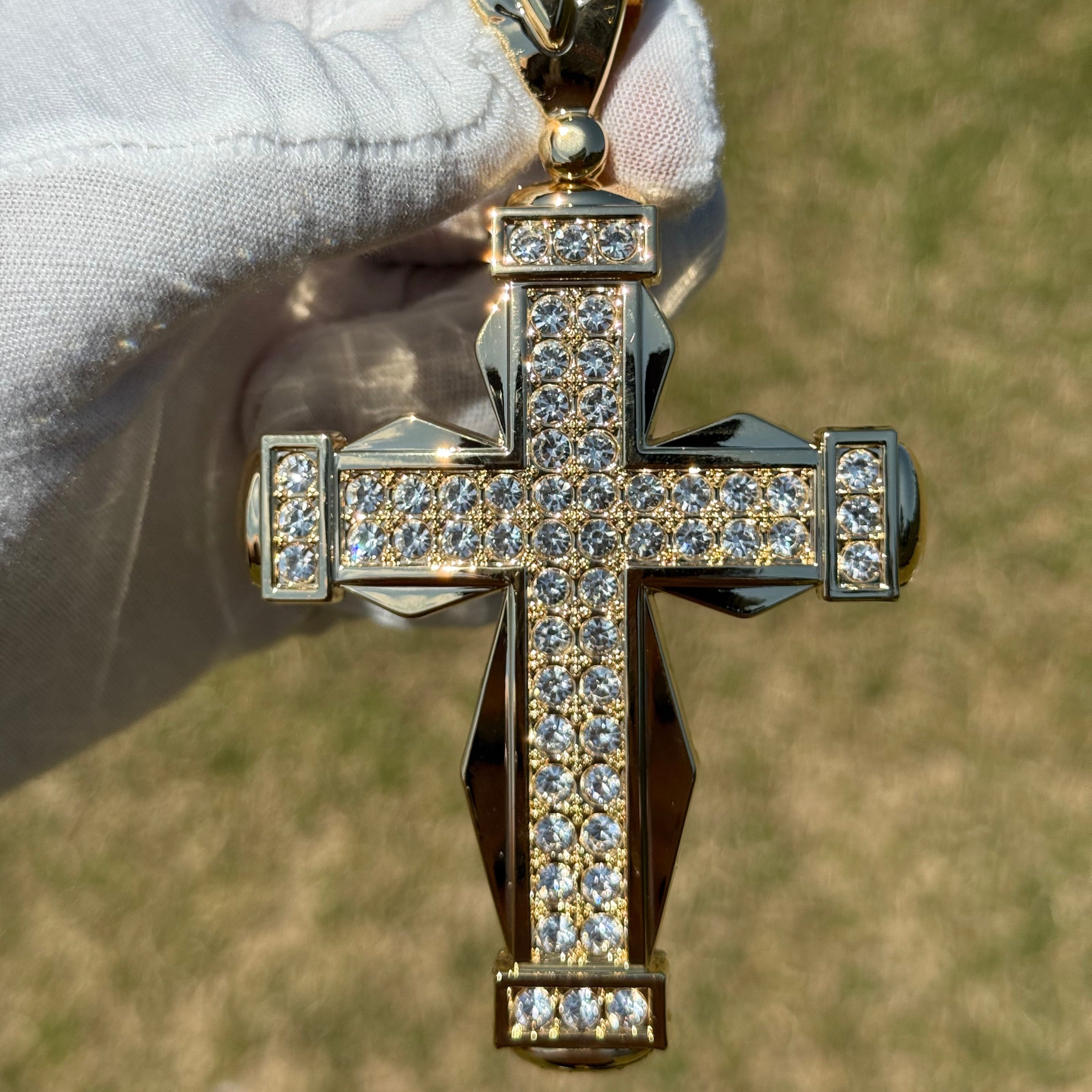 Gothic Gold Tone Cross Iced Out with 5mm Rope Chain