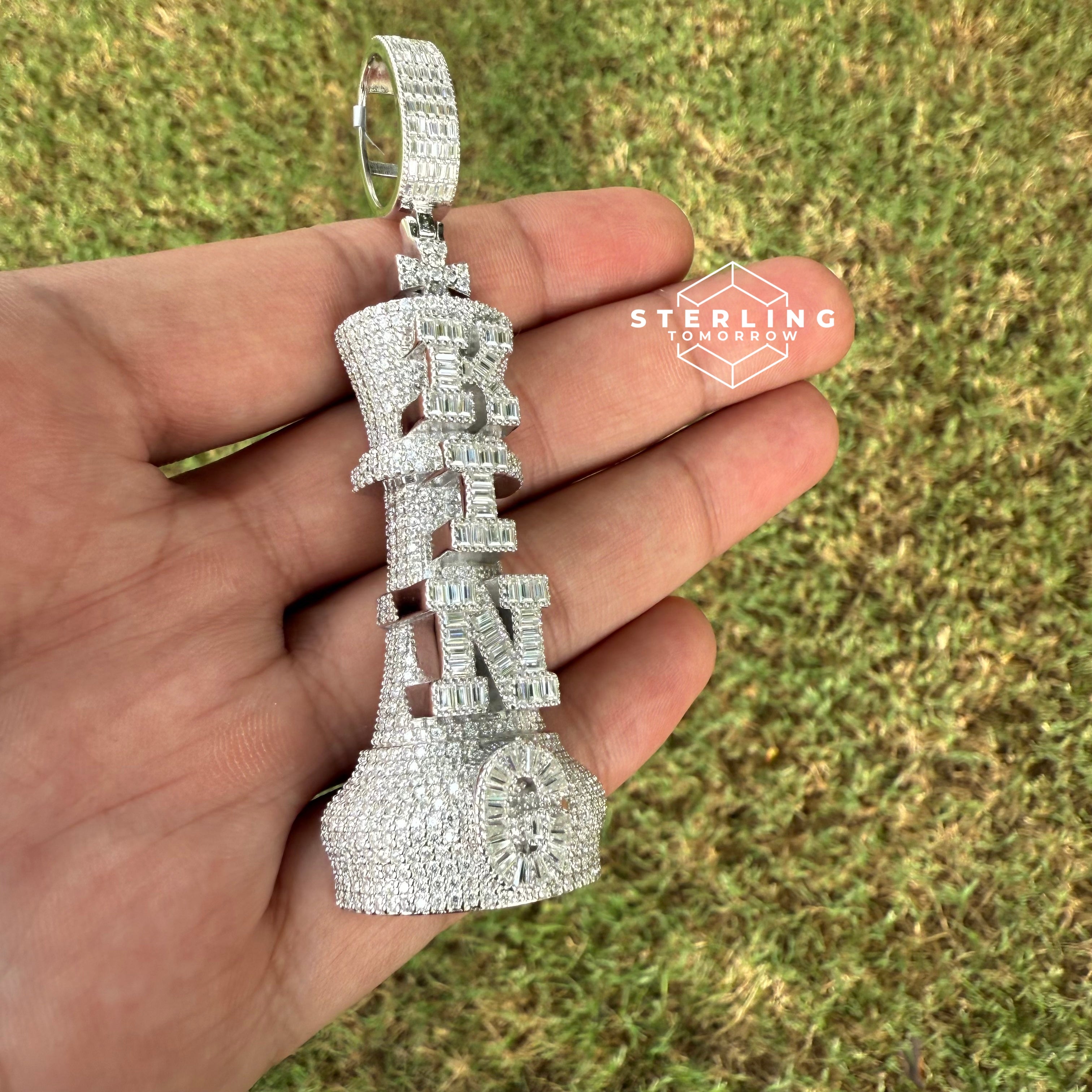 Moissanite KING CHESS Pendant 10.10 CTW