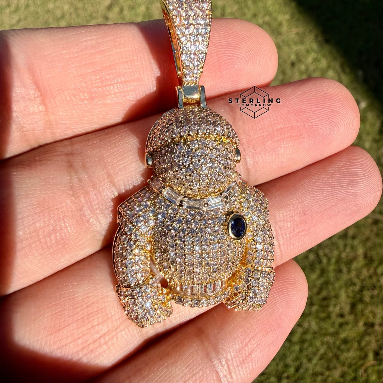 Iced Out Astronaut Gold Tone Pendant 14k Gold Plated + AntiTarnish Steel Rope Chain