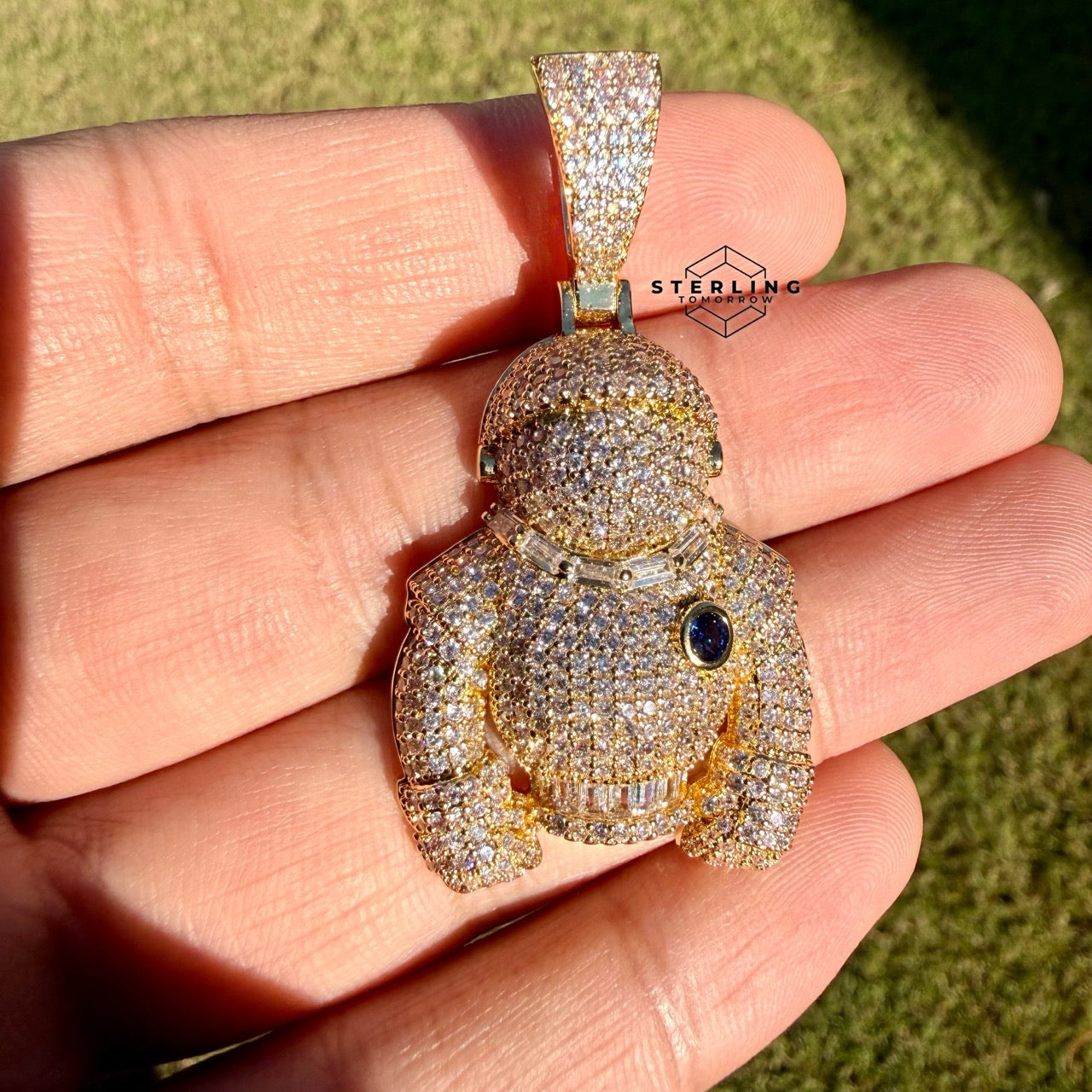 Iced Out Astronaut Gold Tone Pendant 14k Gold Plated + AntiTarnish Steel Rope Chain