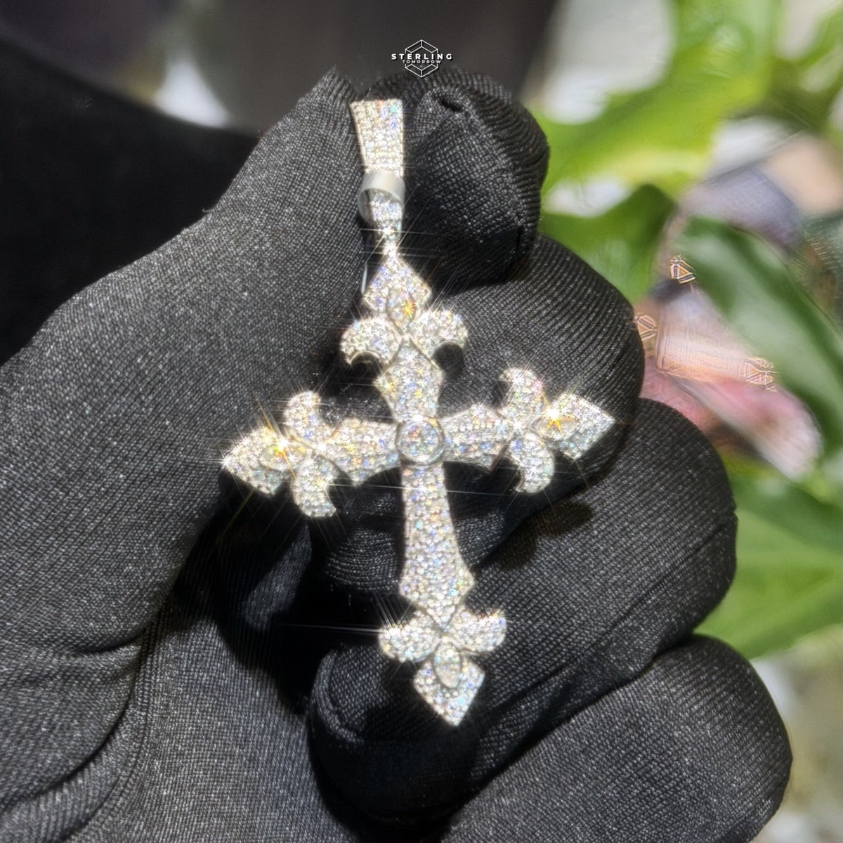 Moissanite VVS Fleur Cross Pendant 925 Silver Iced Out Free Steel Rope Chain