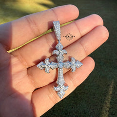 Moissanite VVS Fleur Cross Pendant 925 Silver Iced Out Free Steel Rope Chain