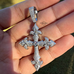 Moissanite VVS Fleur Cross Pendant 925 Silver Iced Out Free Steel Rope Chain