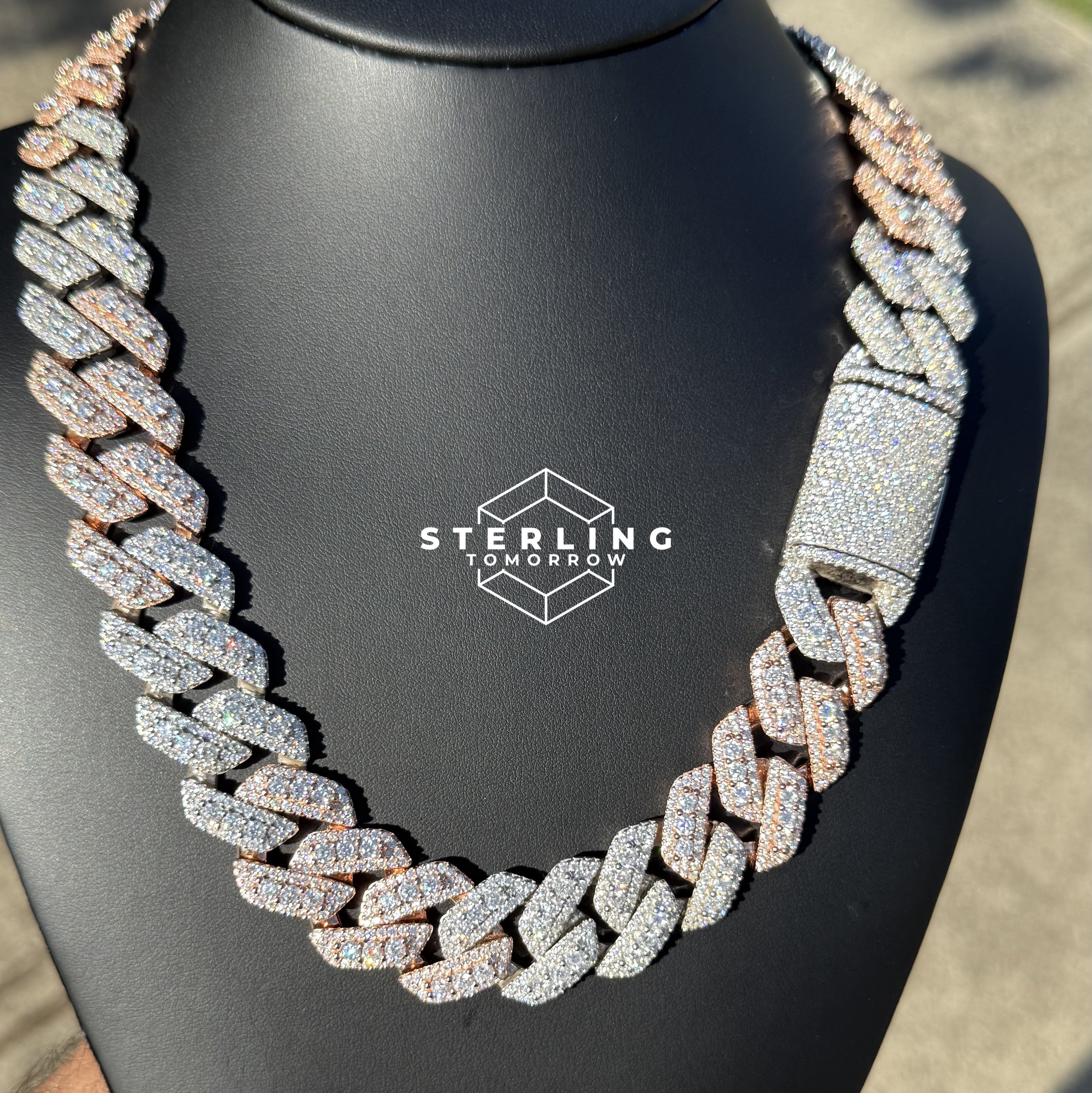 20mm Rose Two Tone Cuban Solitaire Moissanite Chain