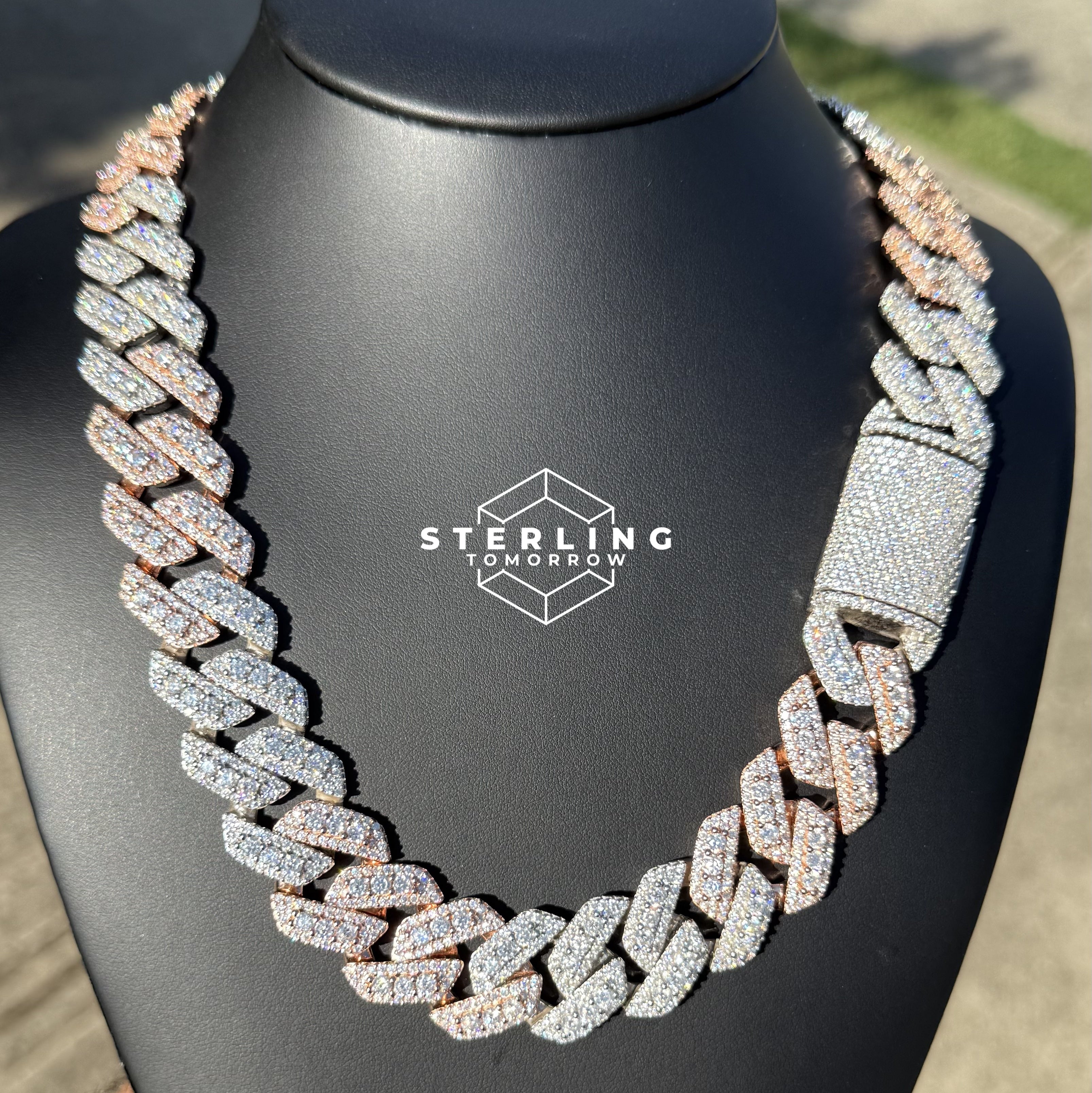 20mm Rose Two Tone Cuban Solitaire Moissanite Chain