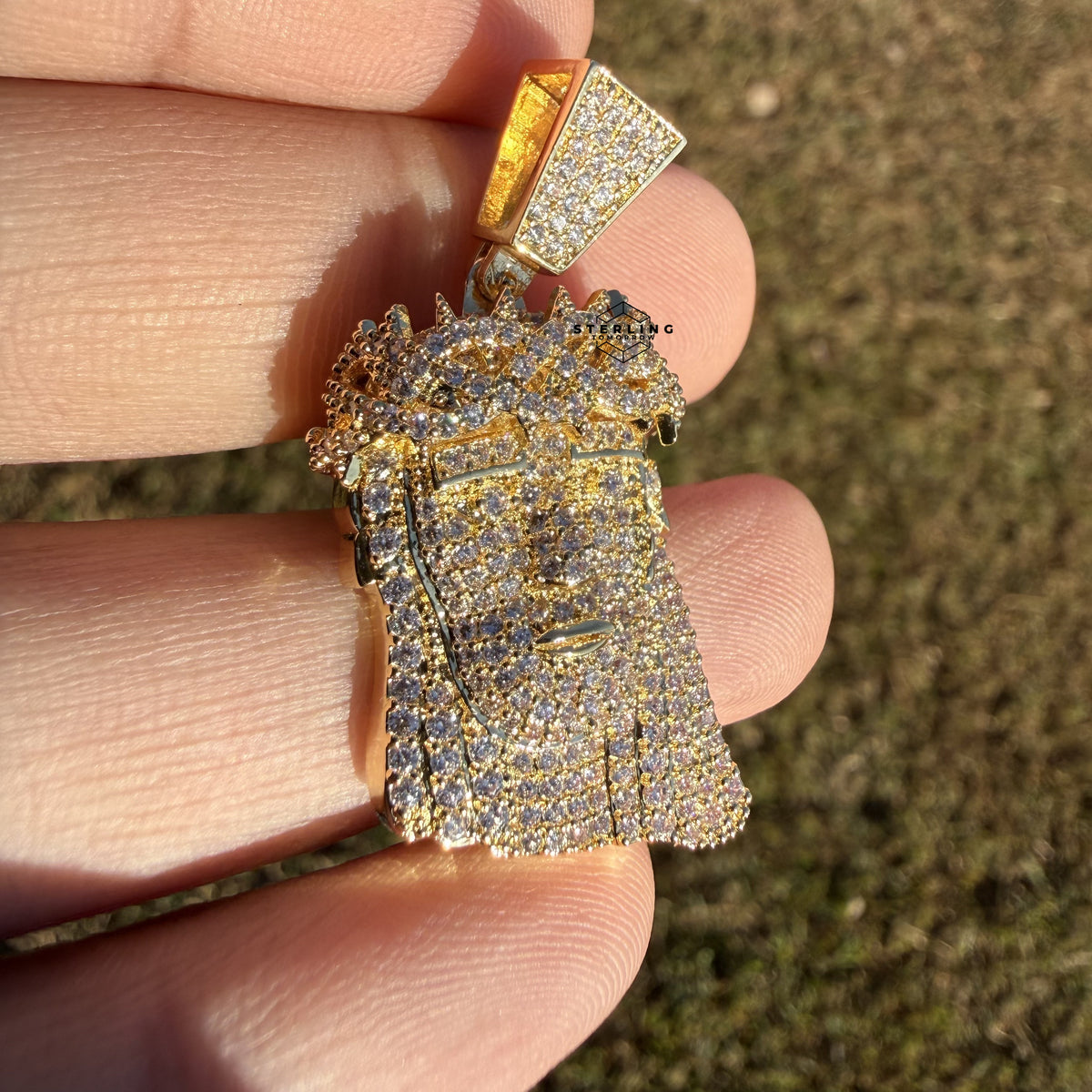 Moissanite Small Jesus Head Gold Tone