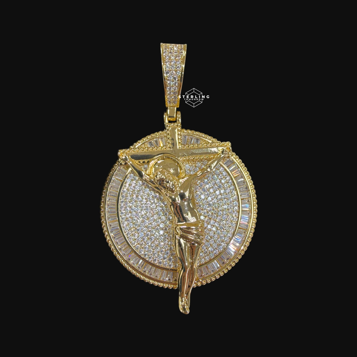 Jesus Crucifix Medallion Pendant 14k Gold Finish