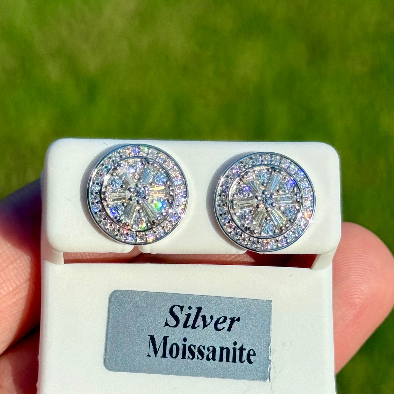 Compass Wheel Disco Moissanite Stud Earrings