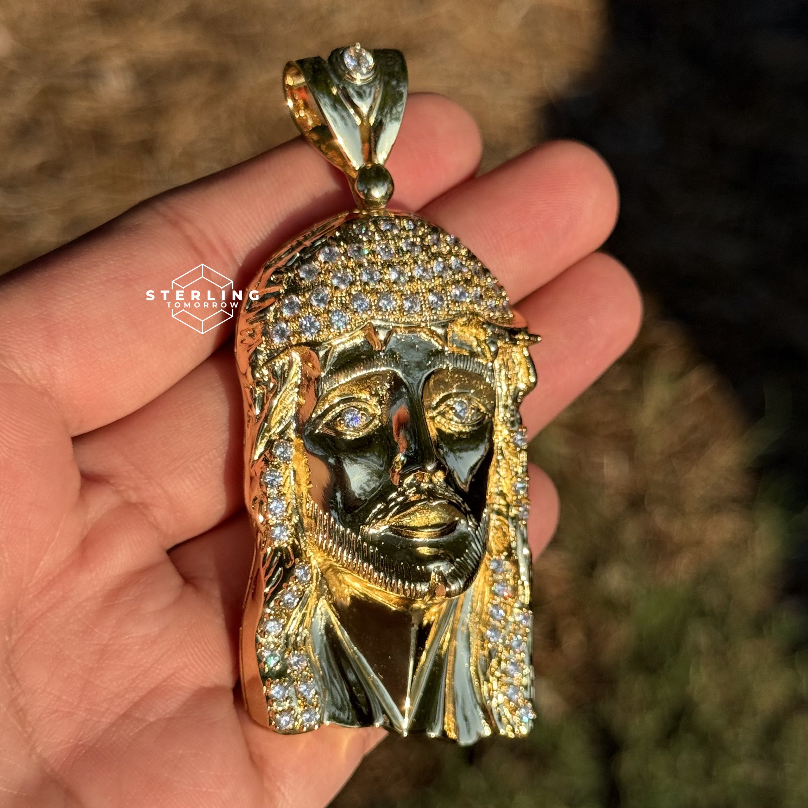 Jesus Face Large Gold Tone Pendant