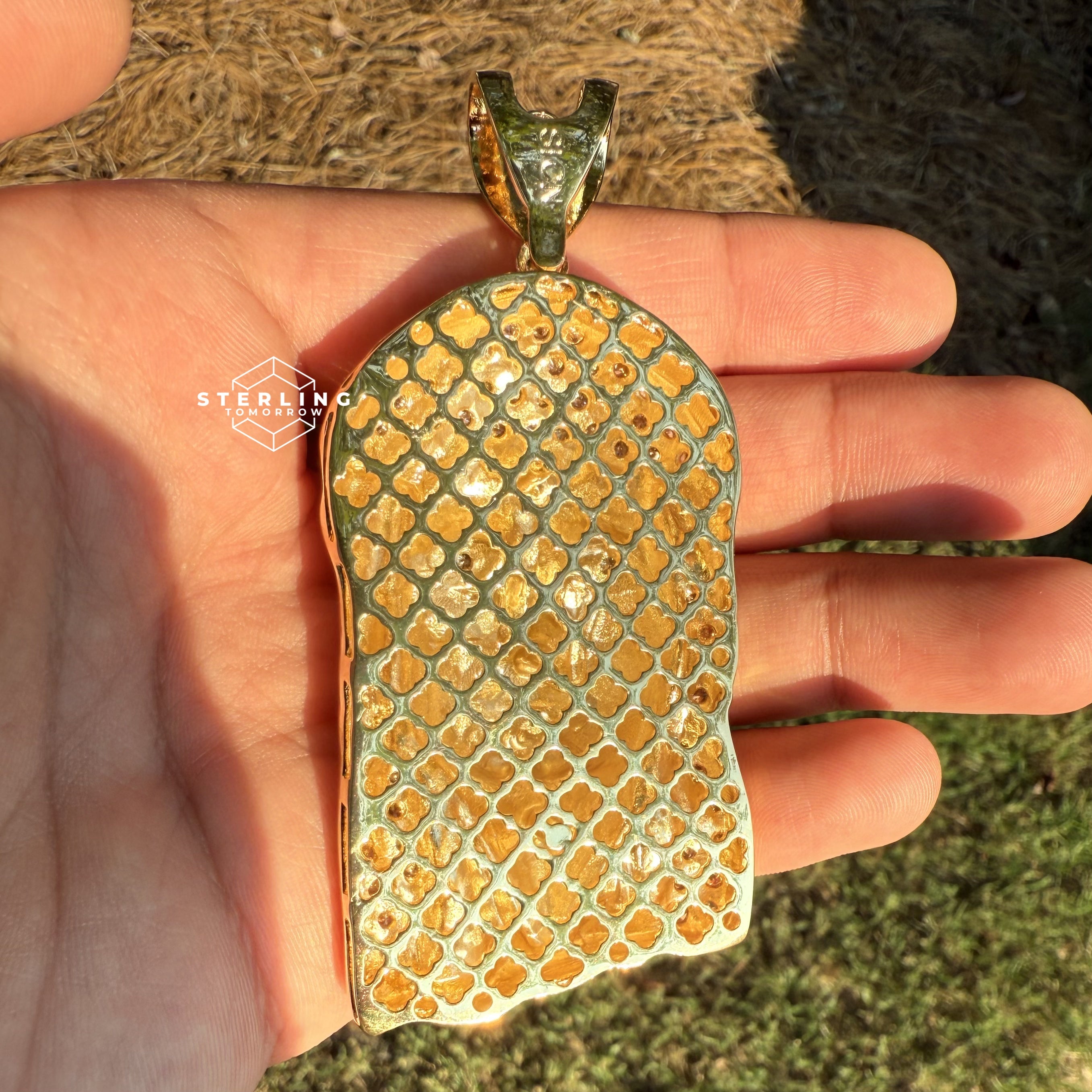 Jesus Face Large Gold Tone Pendant
