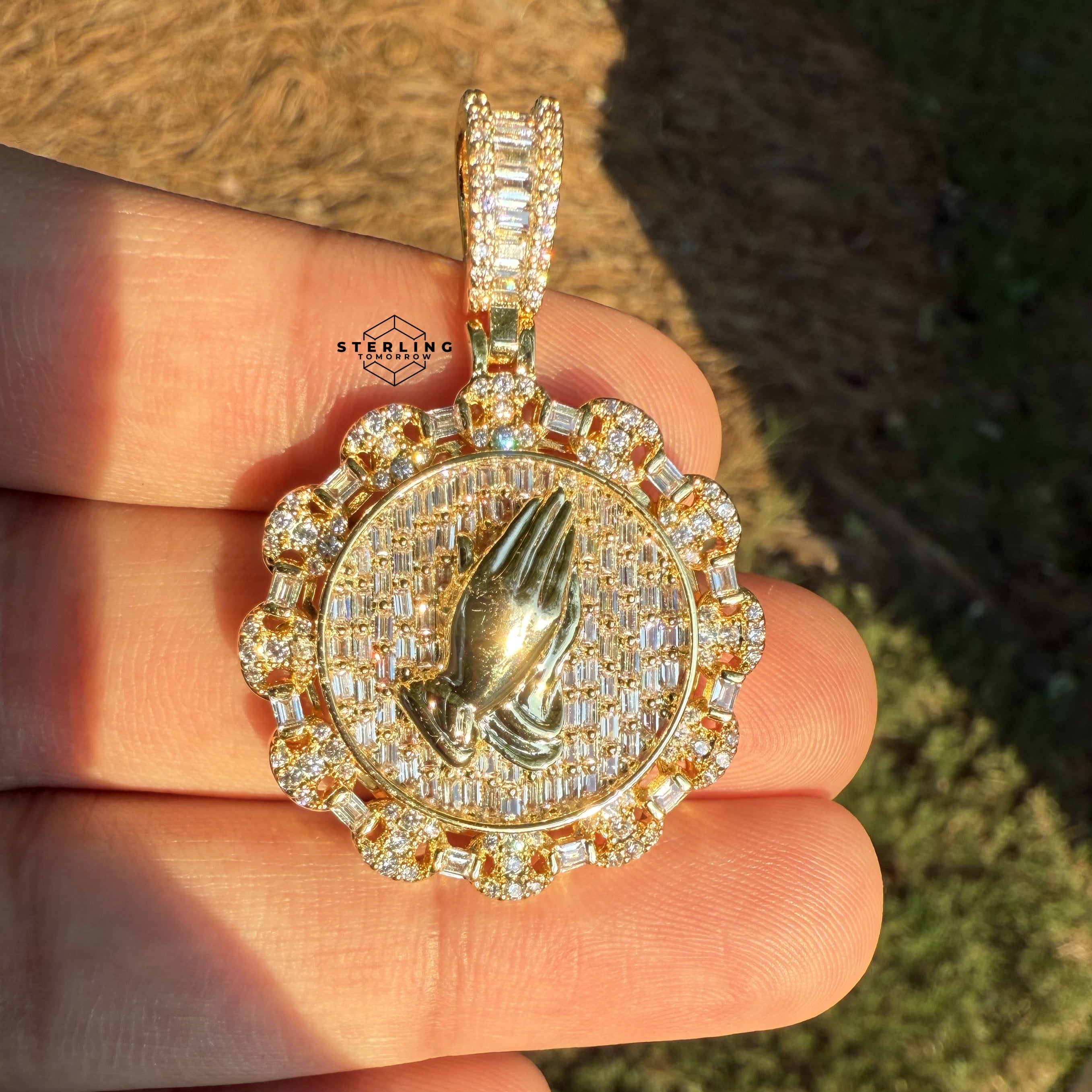 Praying Hands Medallion Pendant