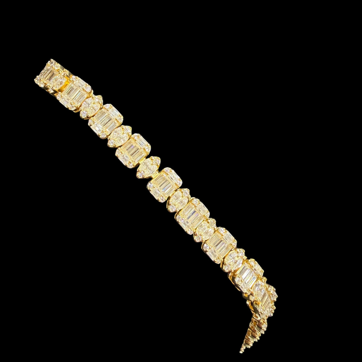 7mm Moissanite Emerald Cut Marquise Tennis Bracelet 7 Inch, 14k Gold 925 Silver Ladies Iced Out Bracelet (Copy)