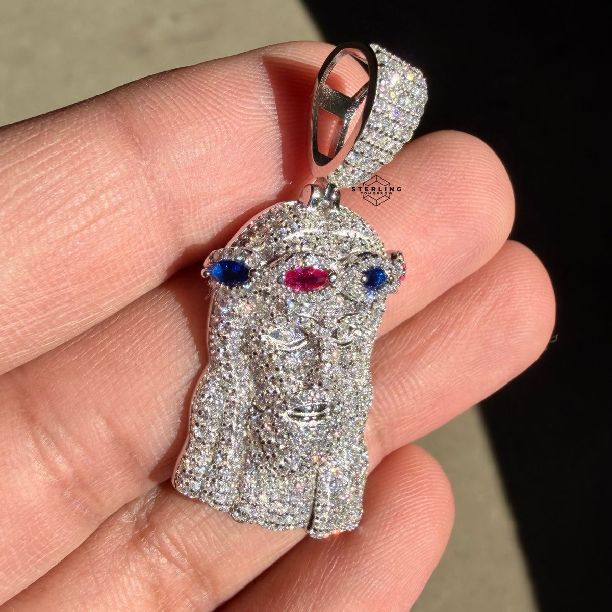 Moissanite Jesus Color Crown Pendant