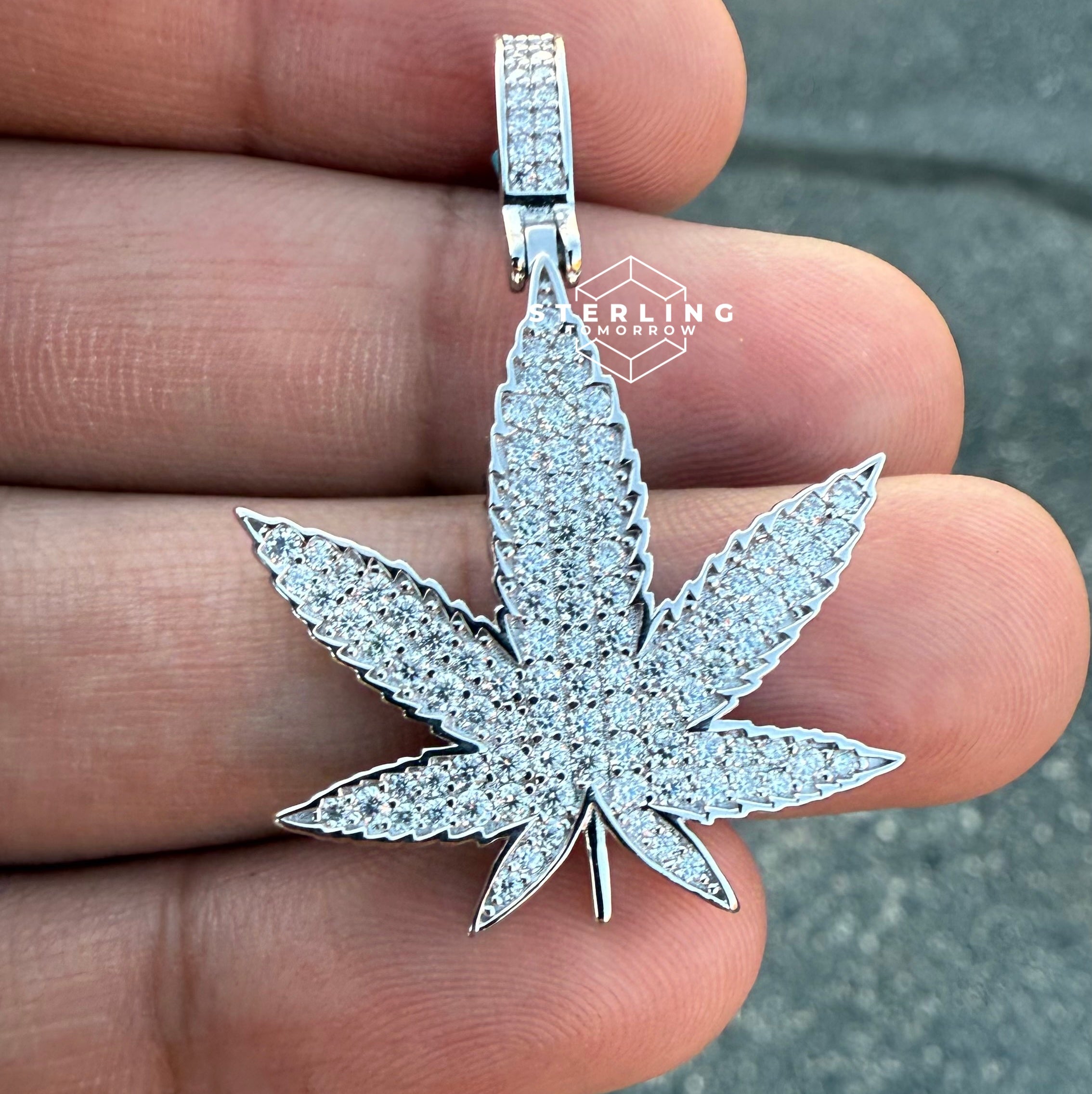 Marijuana Moissanite 420 Pendant