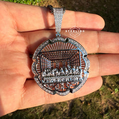 Last Supper Sculpted Religious Pendant