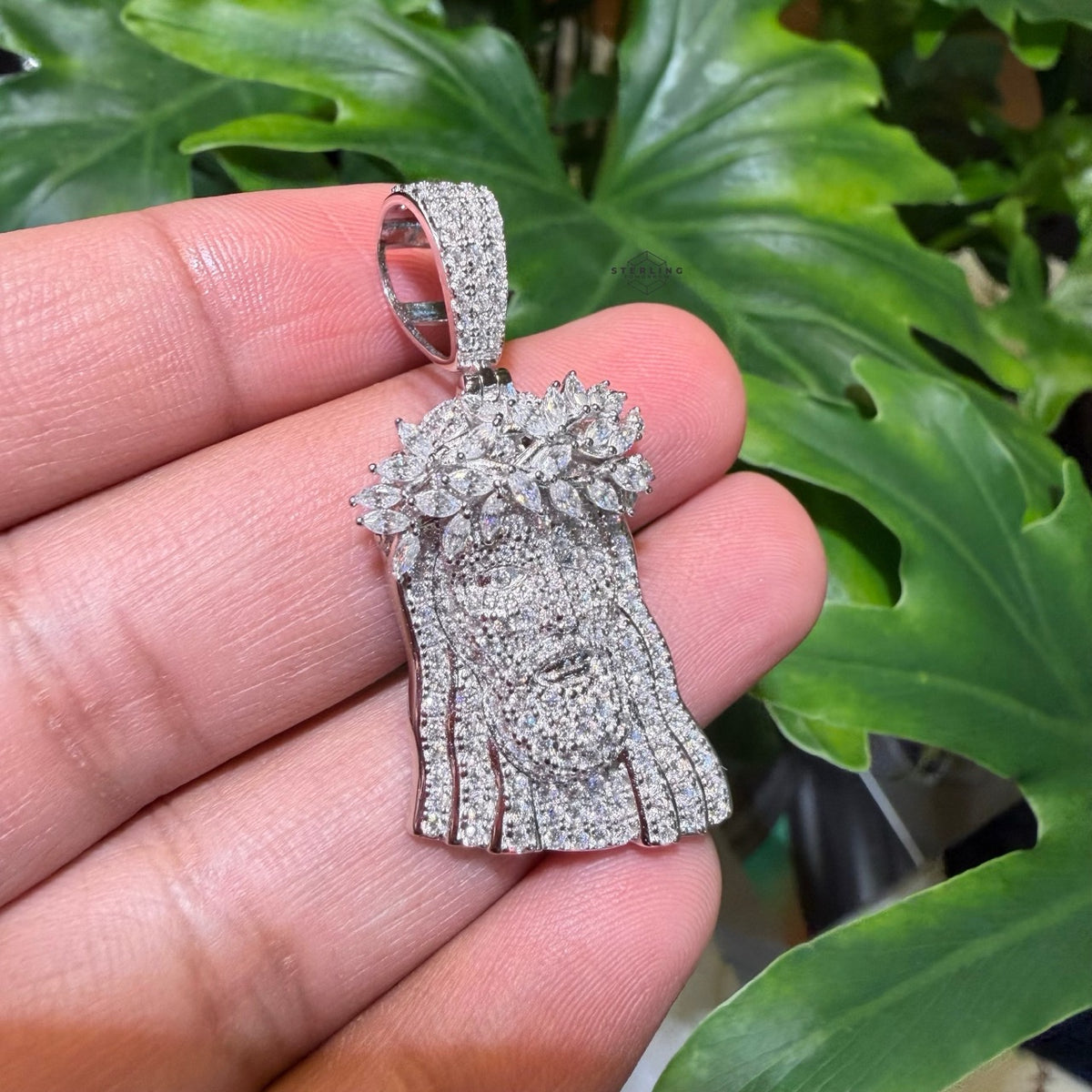 Moissanite Marquis Thorns Jesus Pendant