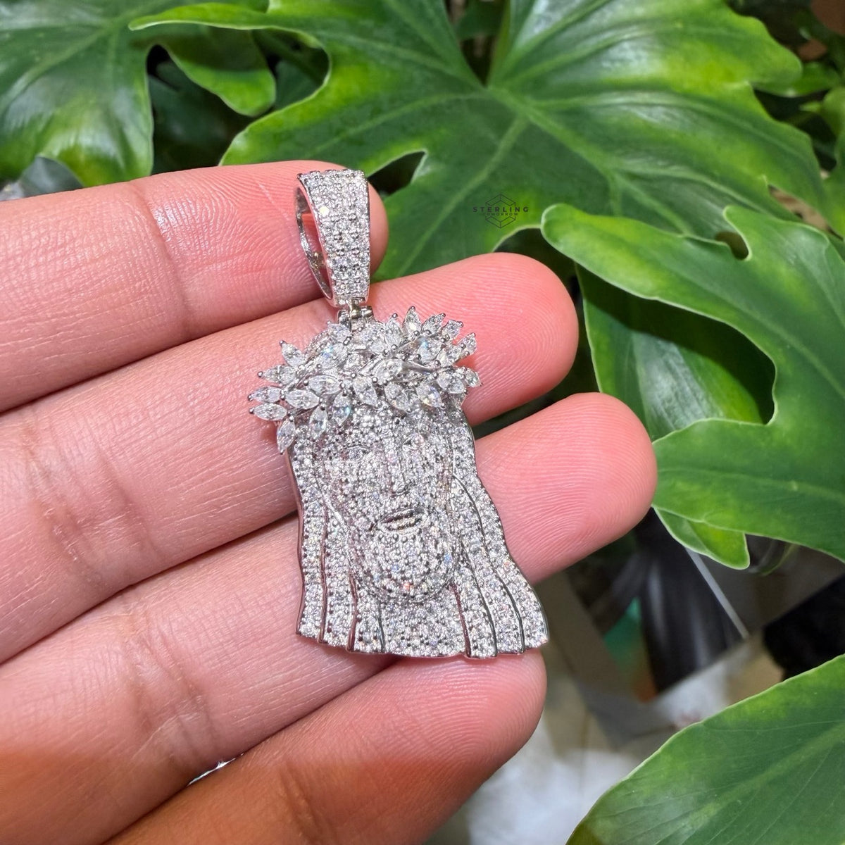 Moissanite Marquis Thorns Jesus Pendant