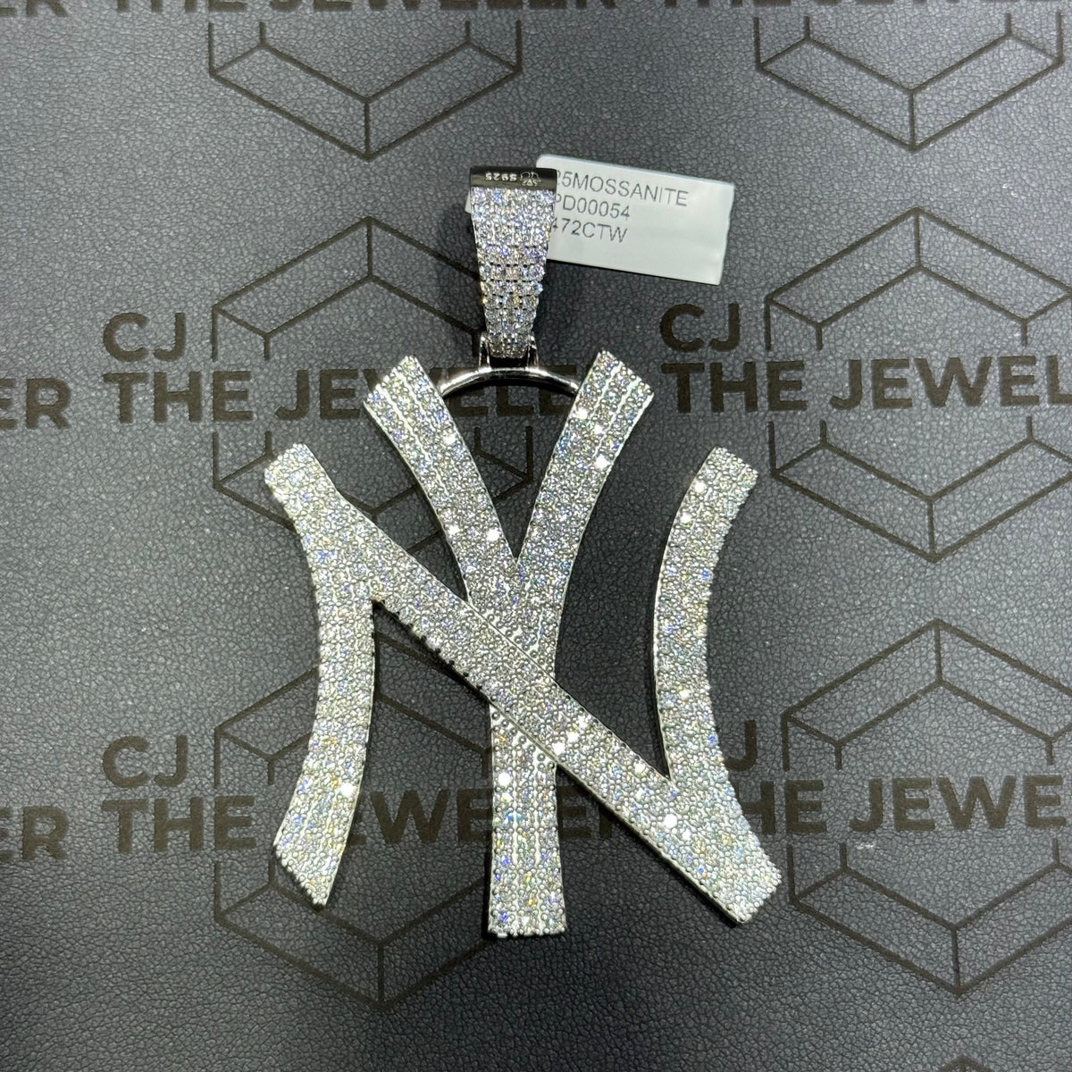NY Moissanite Pendant