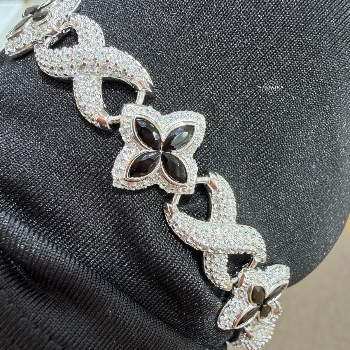 Marquis Star Infinity Bracelet - Black - 925 Sterling Silver