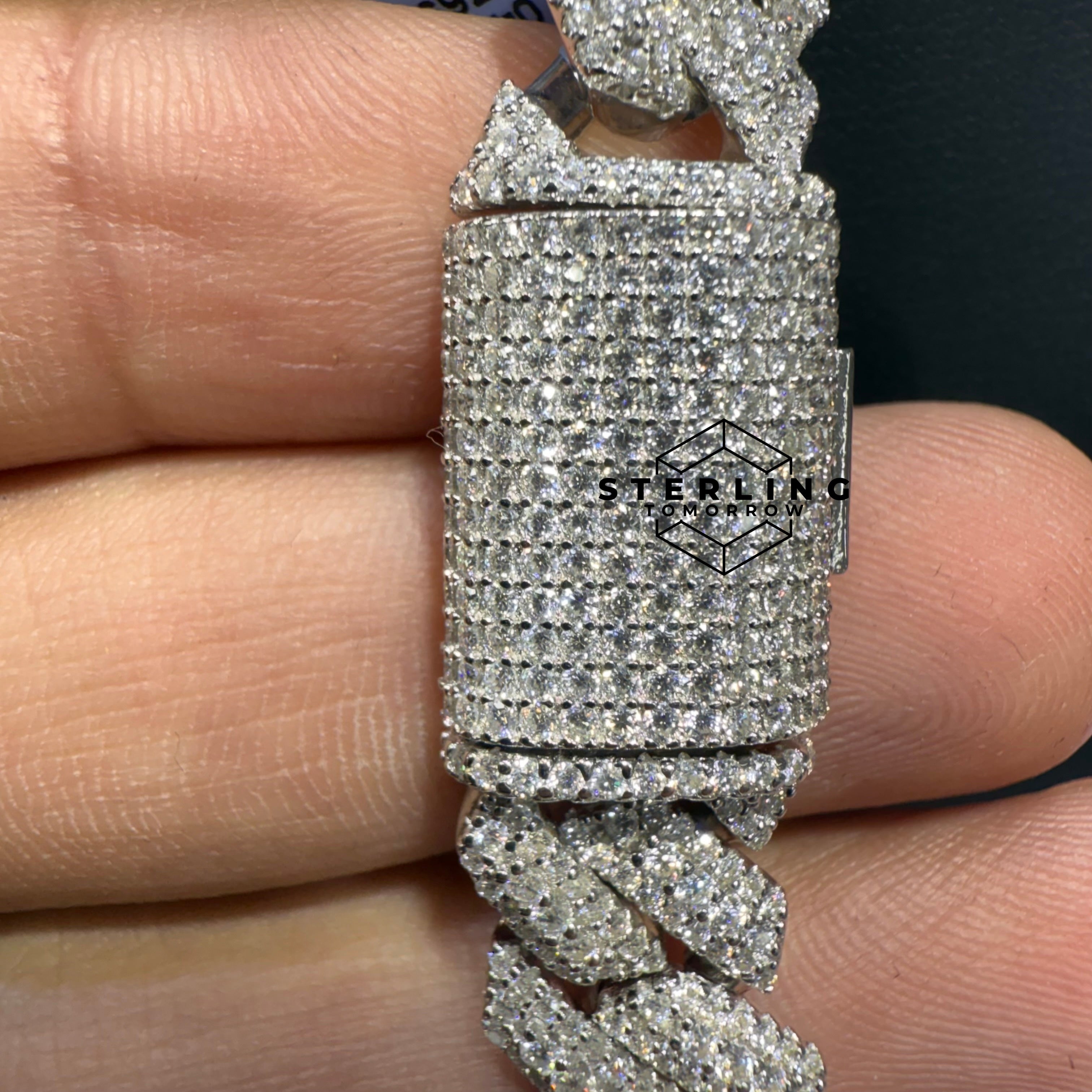 Moissanite 10mm Miami Cuban 3D Solitaire Bracelet 8"