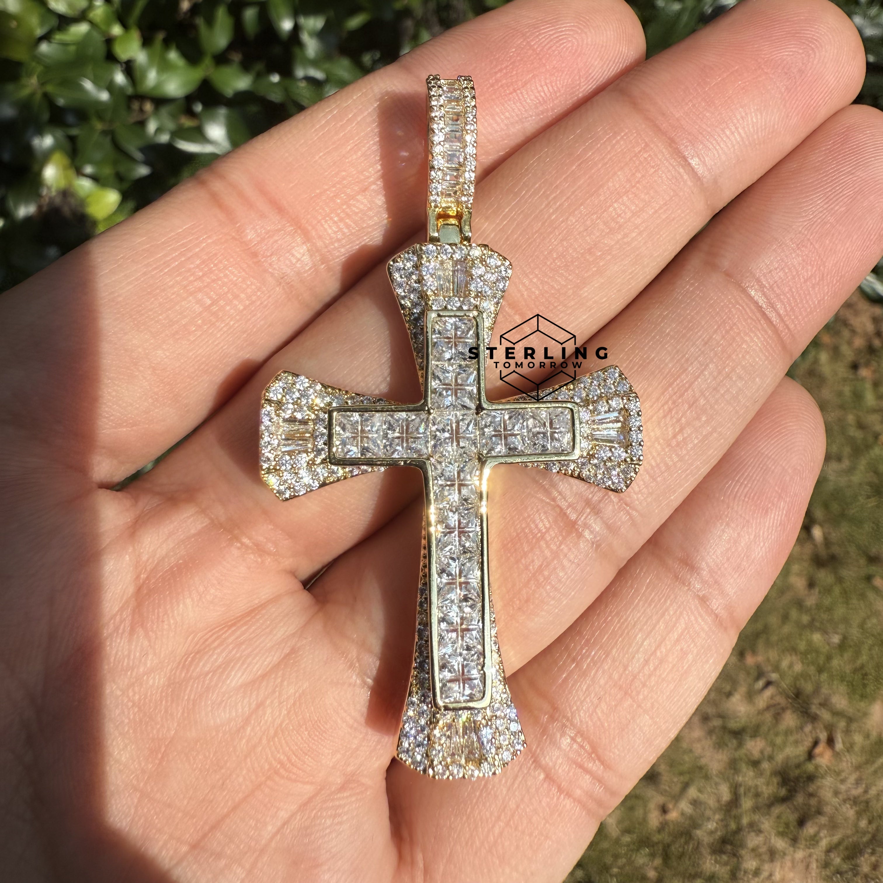 Cross Multi Cut Iced Out Pendant