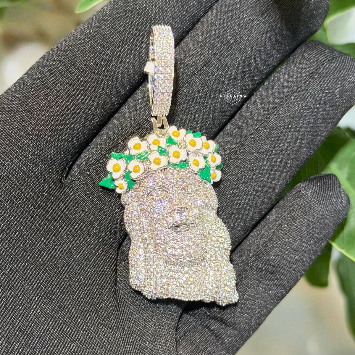 14k White Gold Plated Jesus Daisy Crown Iced Pendant