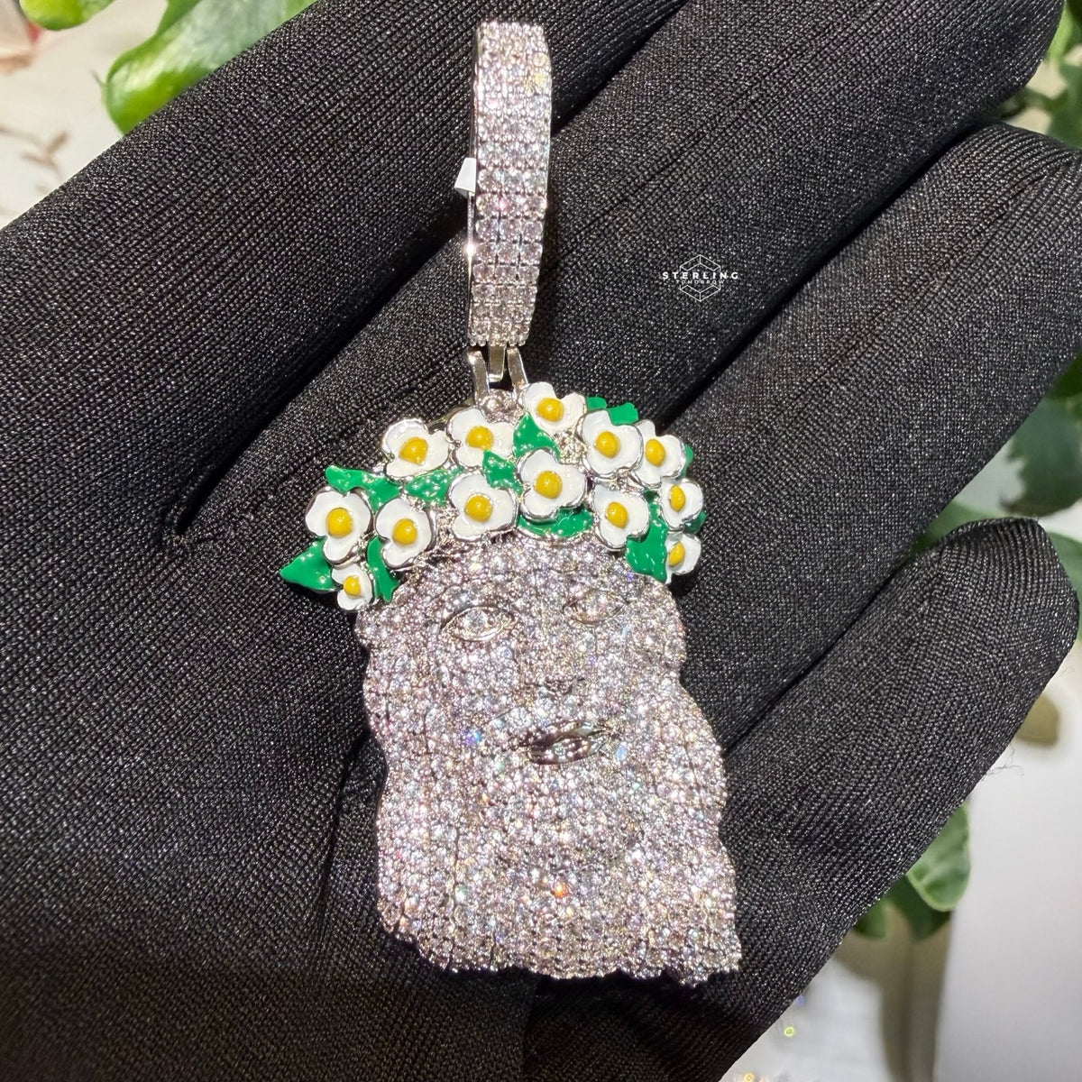 14k White Gold Plated Jesus Daisy Crown Iced Pendant