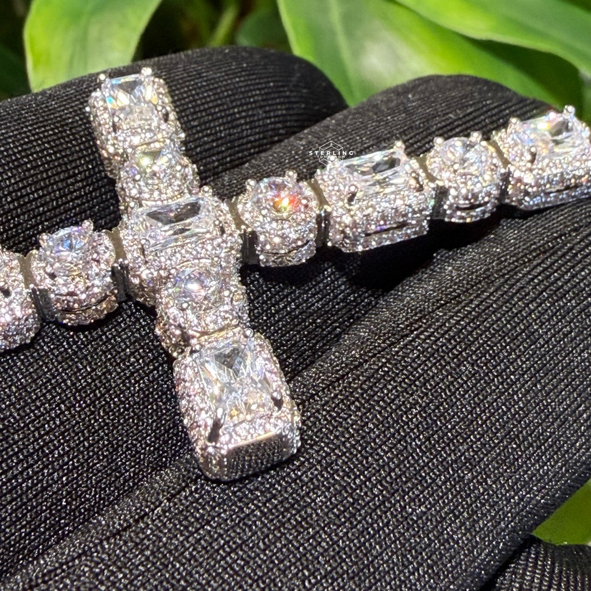 14k White Gold Plated Iced Sides Cross Pendant