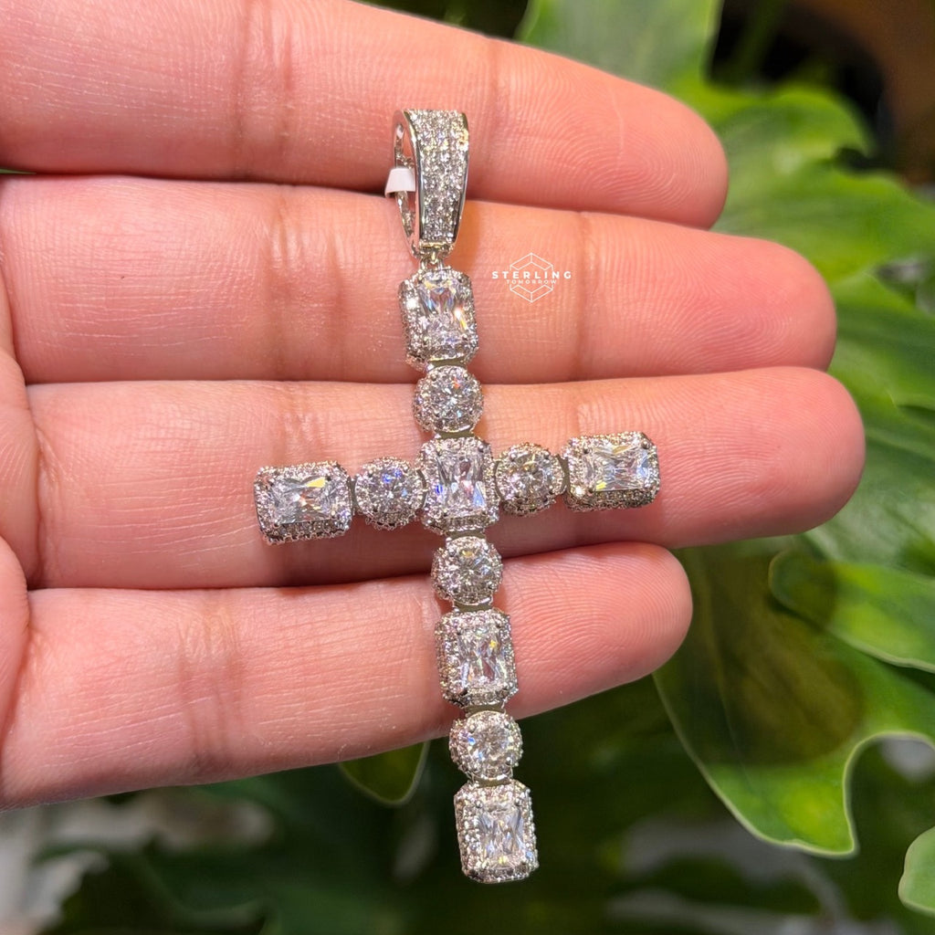 14k White Gold Plated Iced Sides Cross Pendant