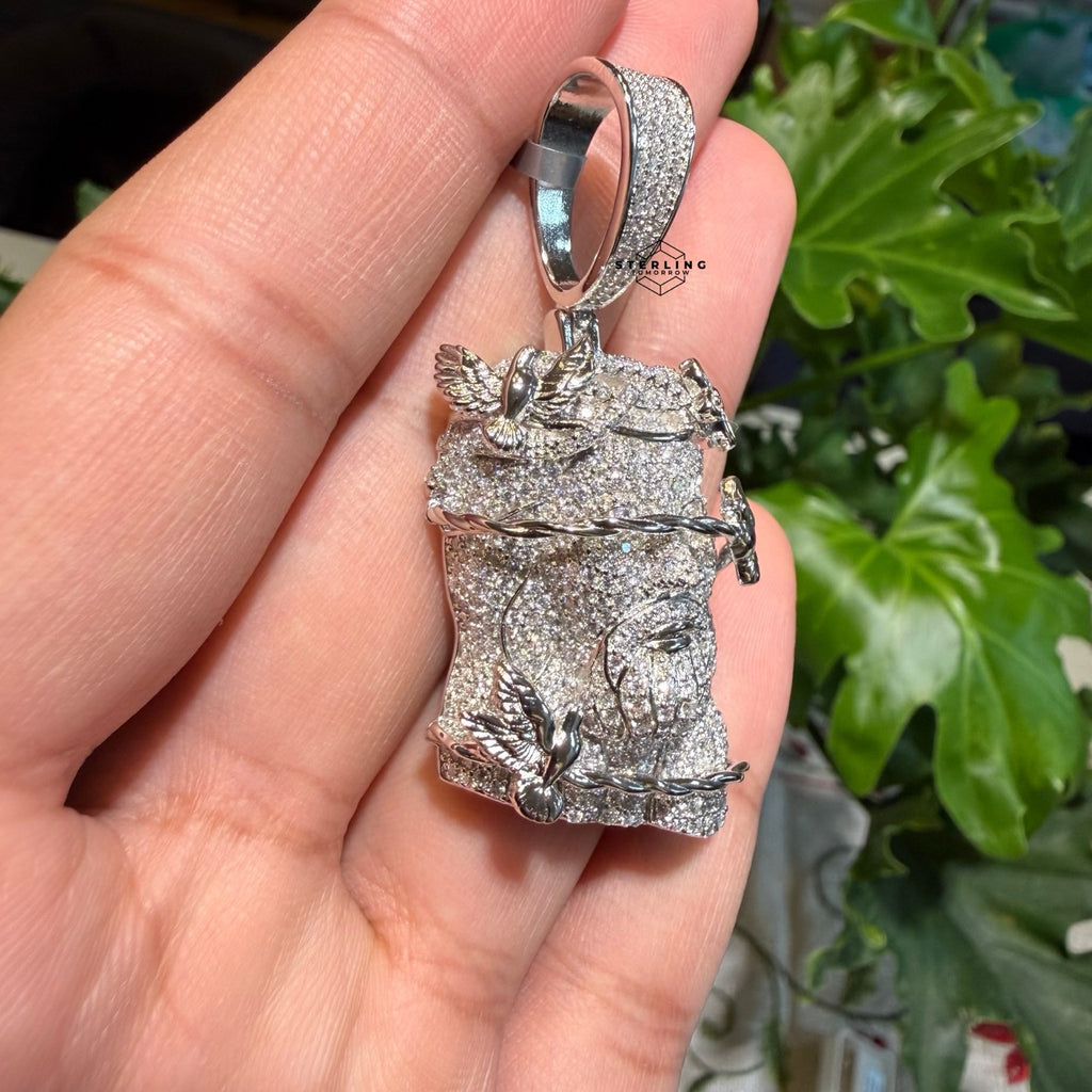 Moissanite Jesus Head Thorns Pendant