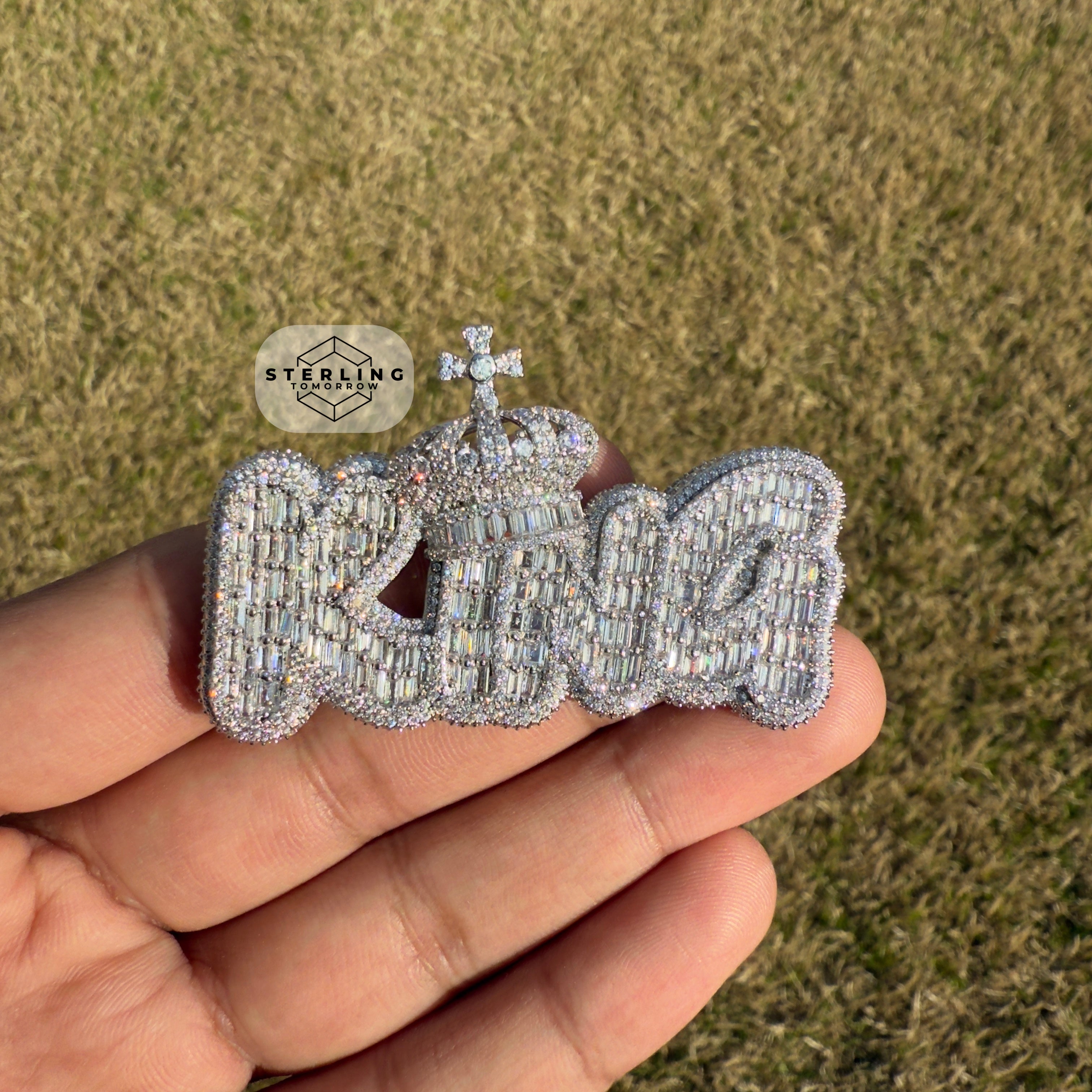 King Silver Tone Pendant