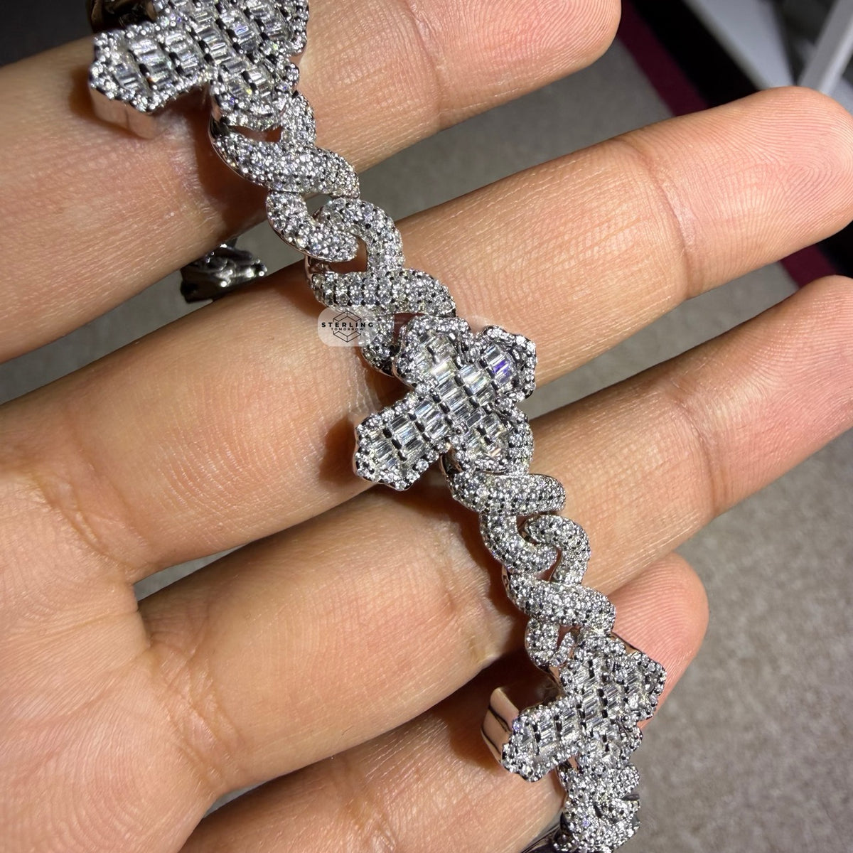 Baguette Cross Infinity 925 Sterling Silver Bracelet 18mm 8"
