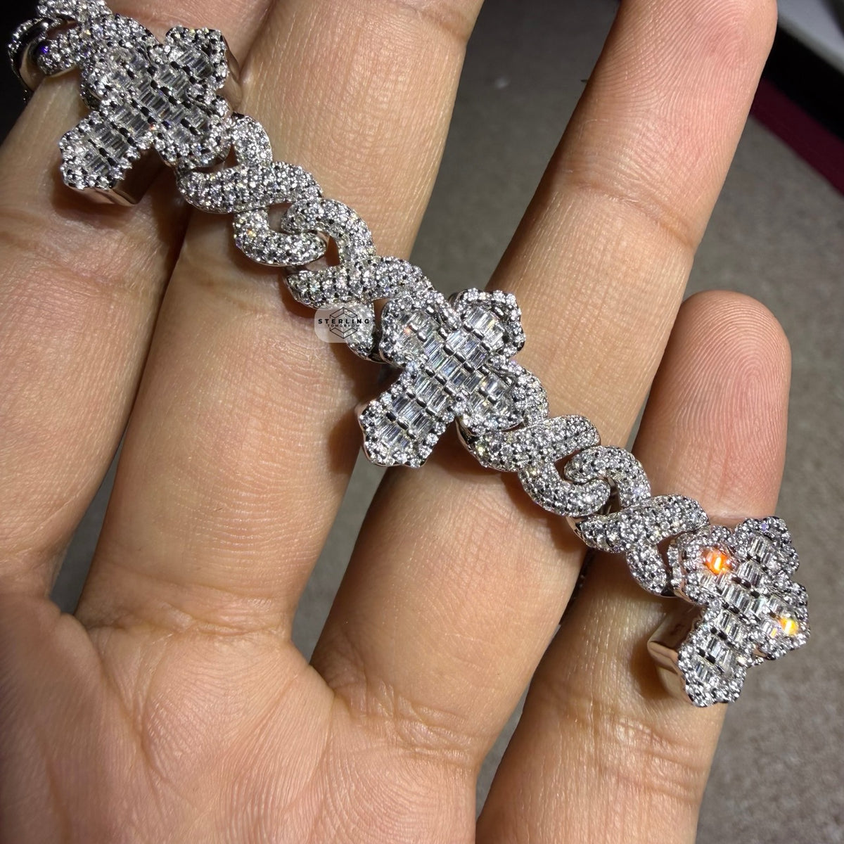 Baguette Cross Infinity 925 Sterling Silver Bracelet 18mm 8"