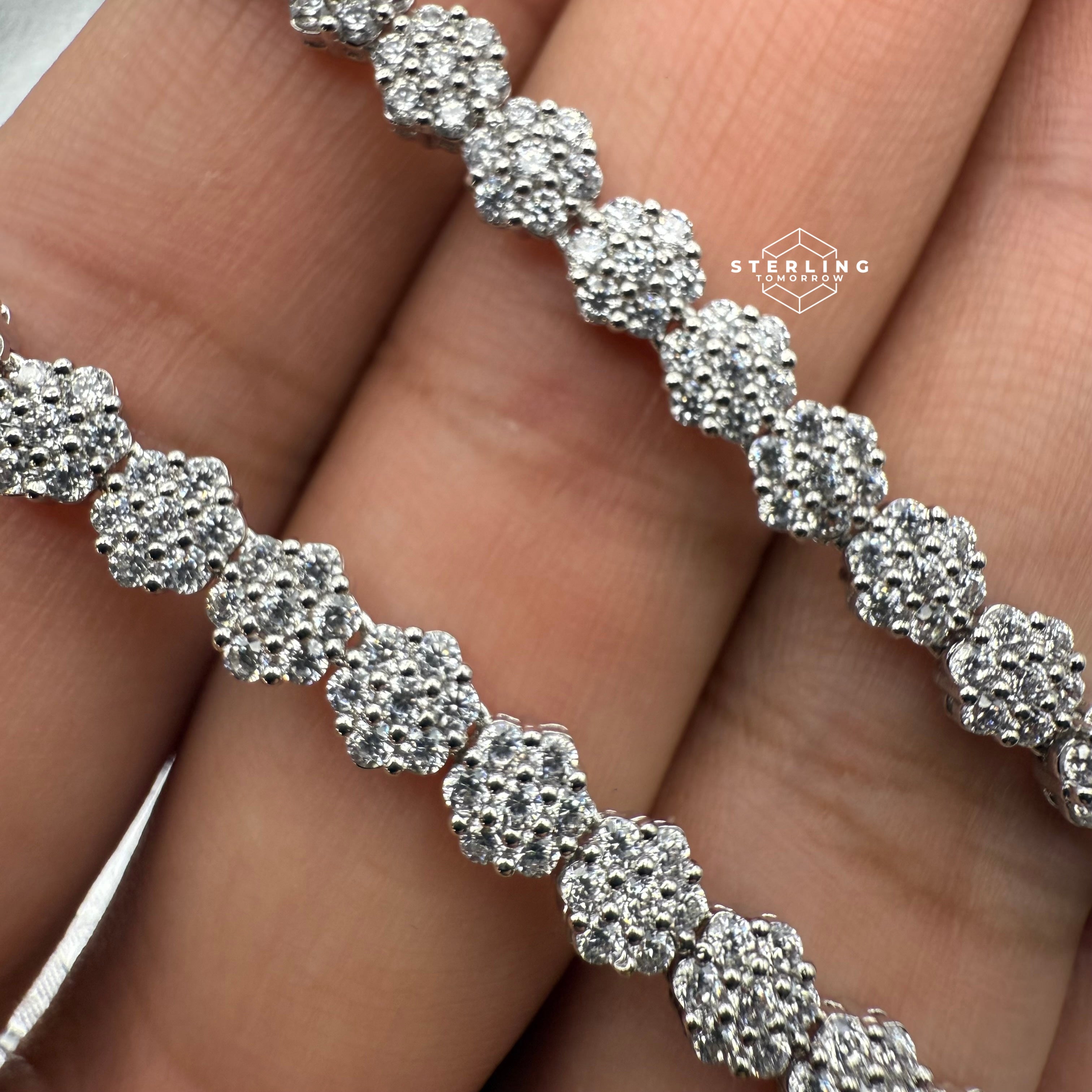 Small Honeycomb 5mm Flower Tennis Necklace