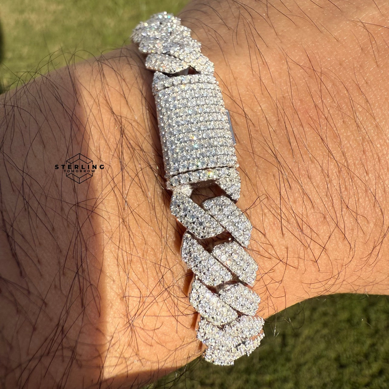 Moissanite 10mm Miami Cuban 3D Solitaire Bracelet 8"