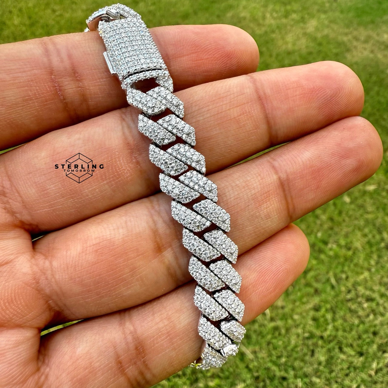Moissanite 10mm Miami Cuban 3D Solitaire Bracelet 8"