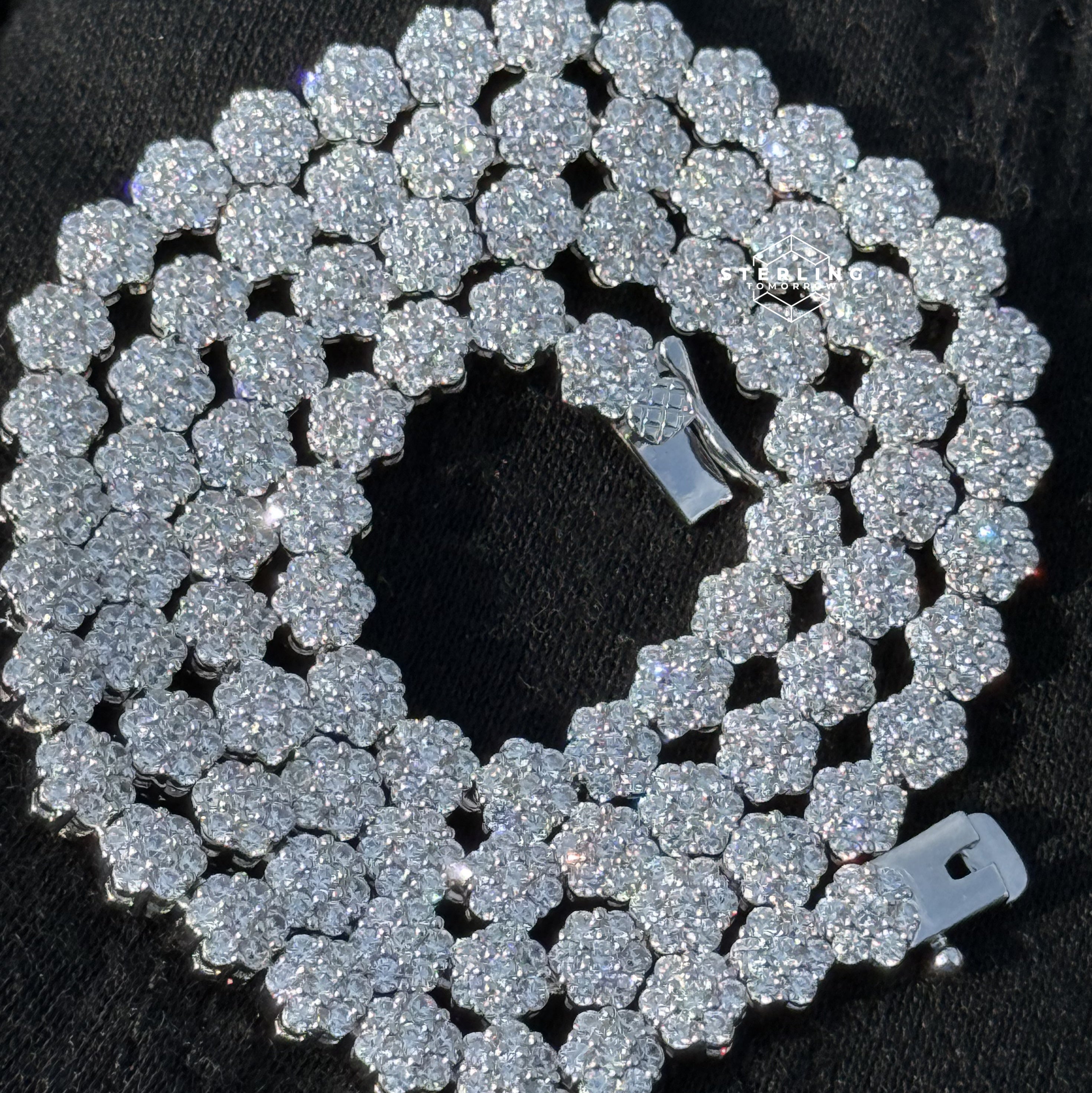 Small Honeycomb 5mm Flower Tennis Necklace