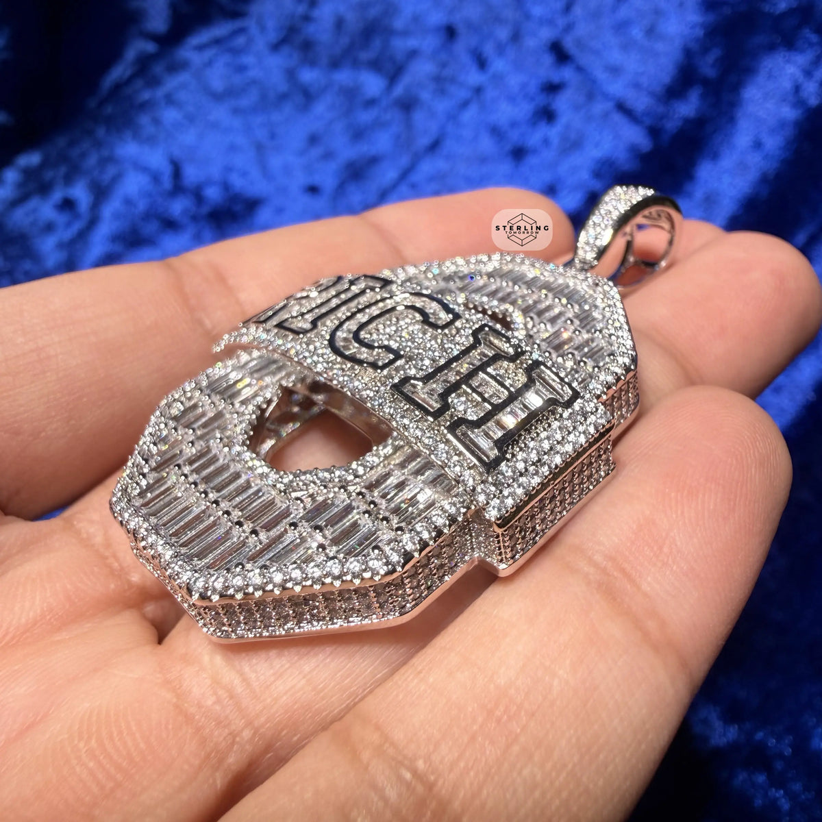 Iced Out RICH Letter Pendant | 14K White Gold Plated Baguette CZ Money Pendant Hip Hop Necklace with Free Rope Chain