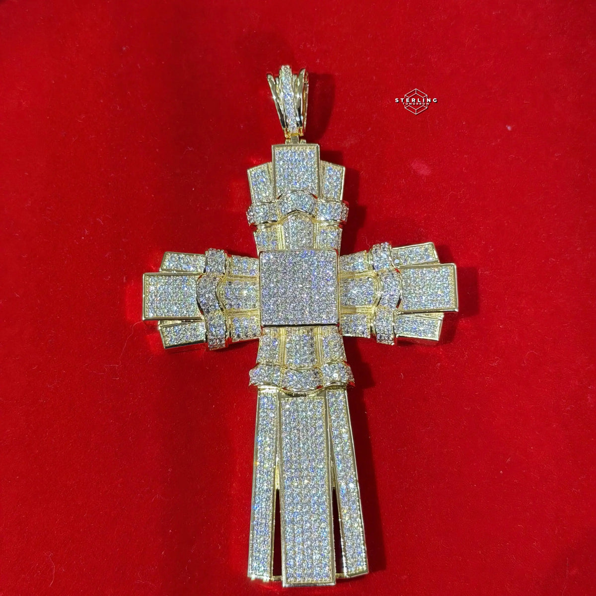 X Large Gold Cross Iced Out Detail Pendant