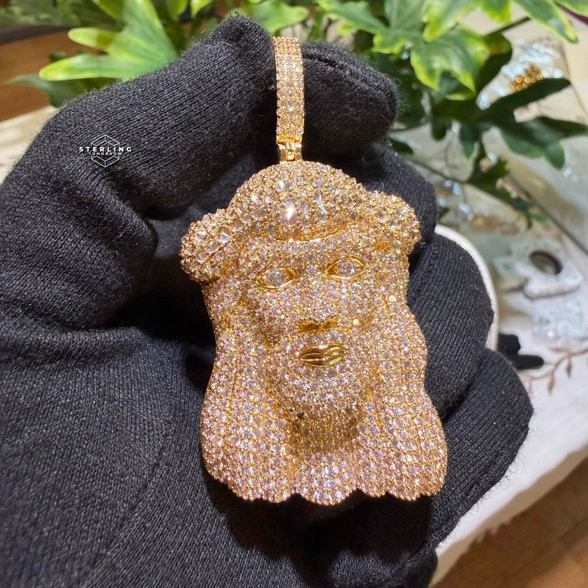 Gold Iced Out Jesus Face Pendant 14k Gold Plated + AntiTarnish Rope Chain