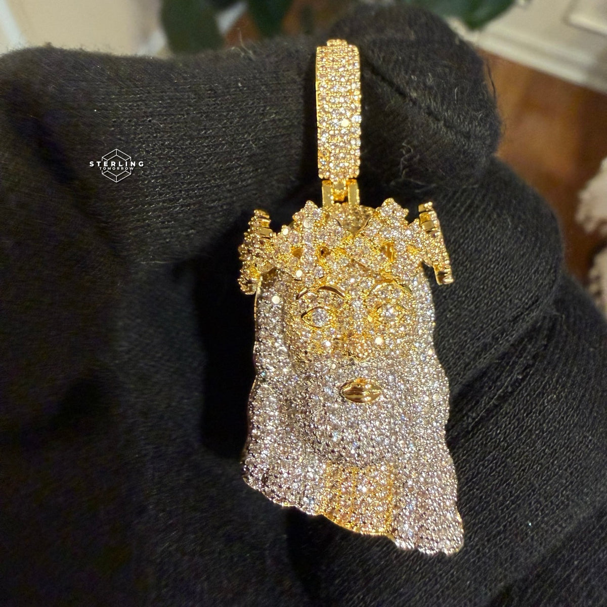 Gold Iced Out Jesus Thorns Pendant 14k Gold Plated + AntiTarnish Rope Chain