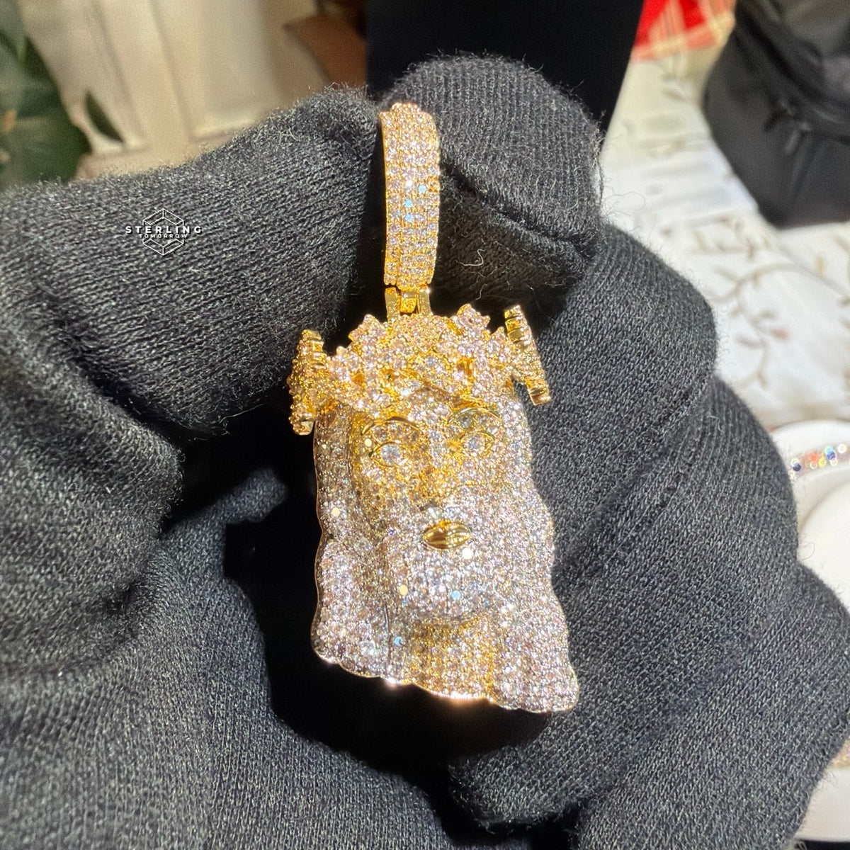 Gold Iced Out Jesus Thorns Pendant 14k Gold Plated + AntiTarnish Rope Chain