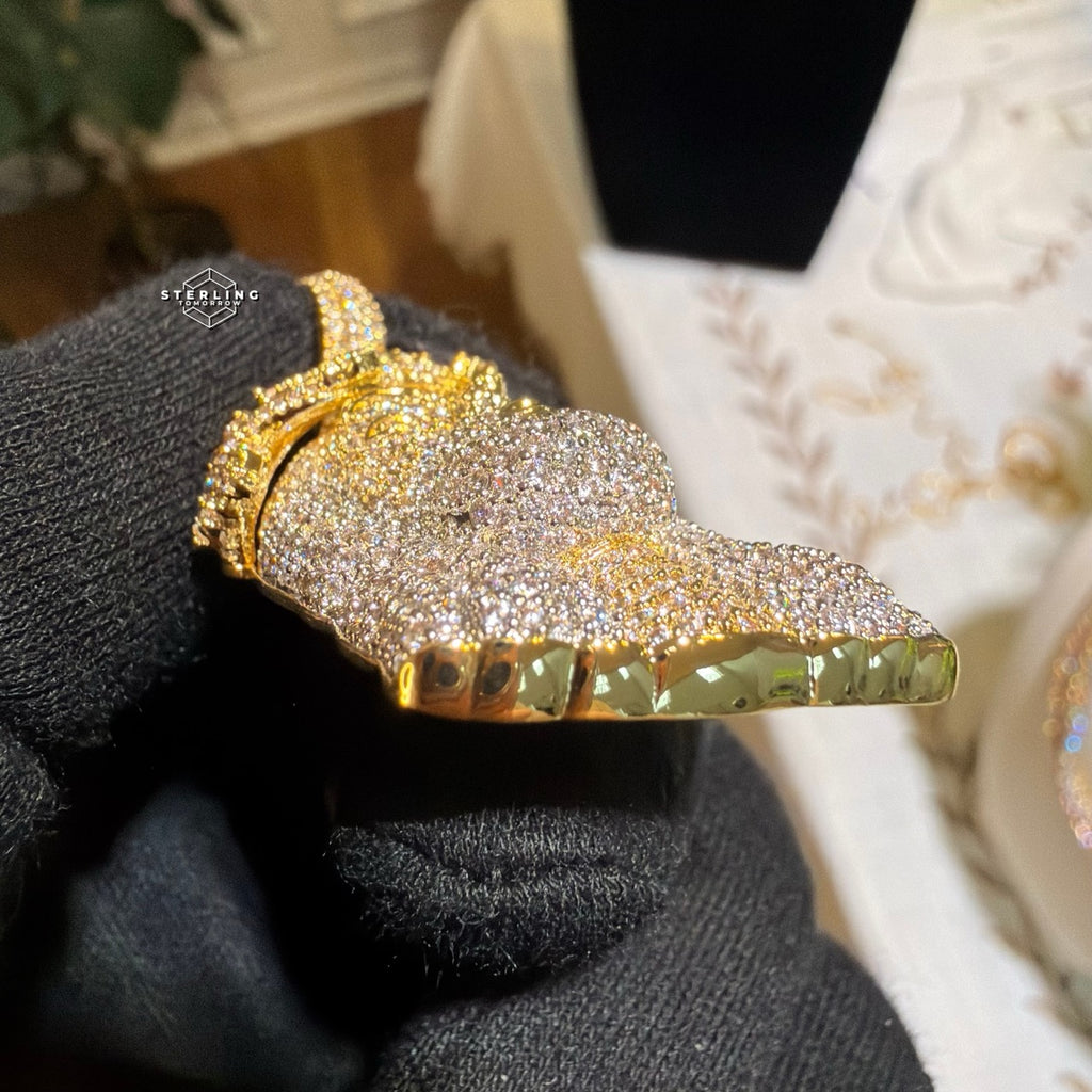Gold Iced Out Jesus Thorns Pendant 14k Gold Plated + AntiTarnish Rope Chain
