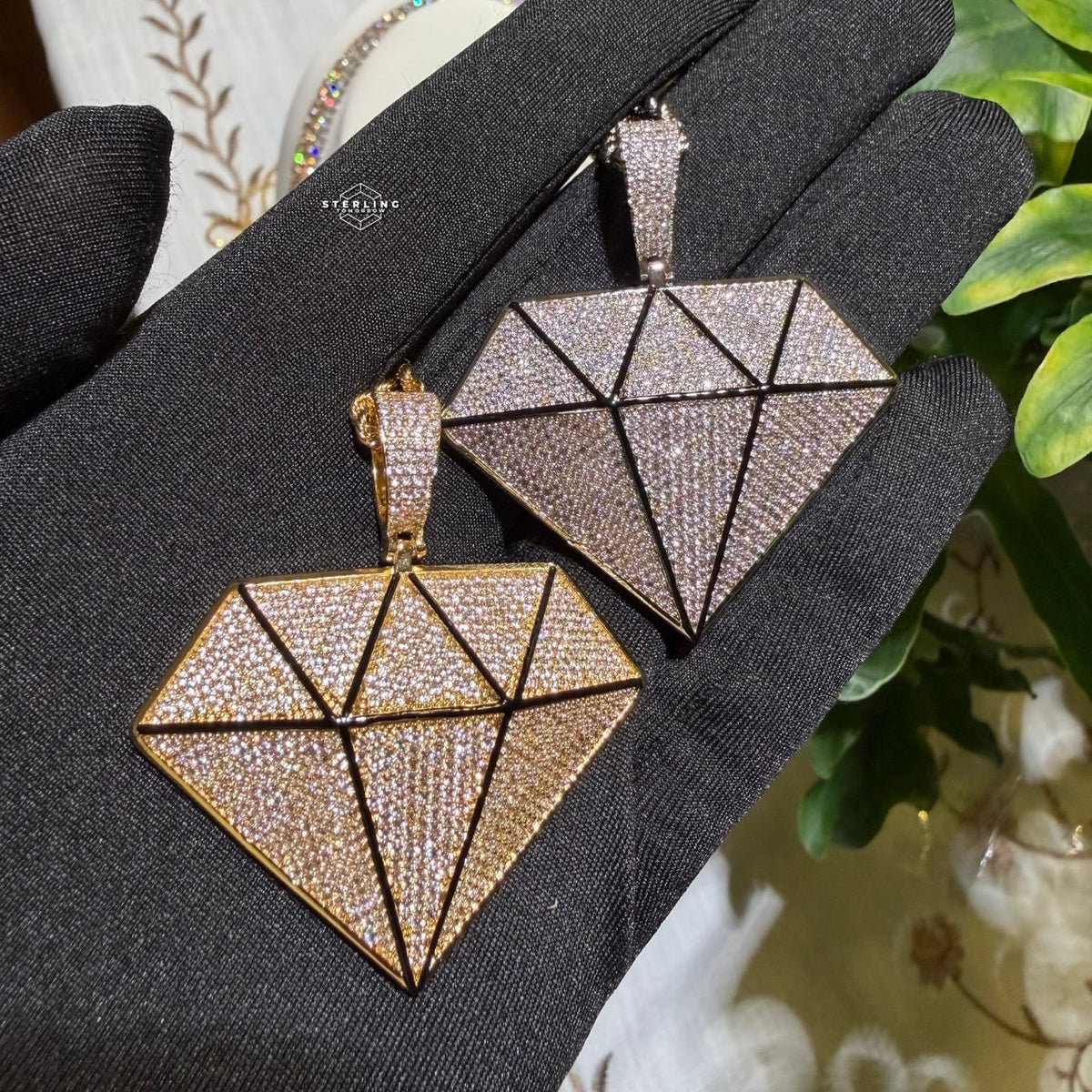 Iced Diamond Shape Pendant CZ Hip Hop Chain Gold or Silver Geometric Bling Necklace Statement Jewelry + Steel Rope Chain