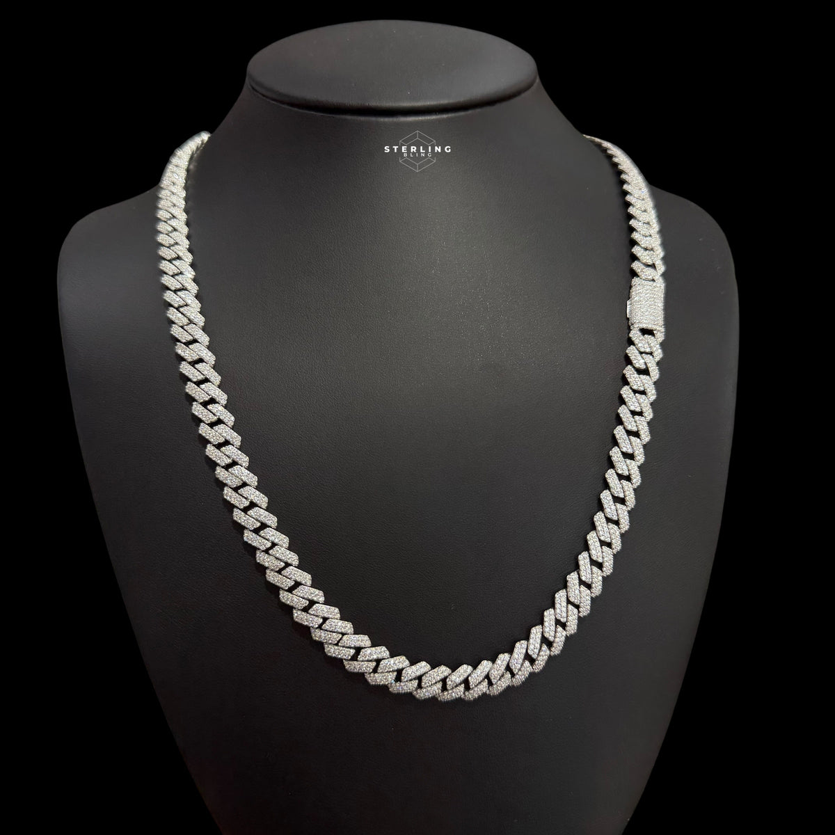 Moissanite Prong Cuban Chain 8mm 22"