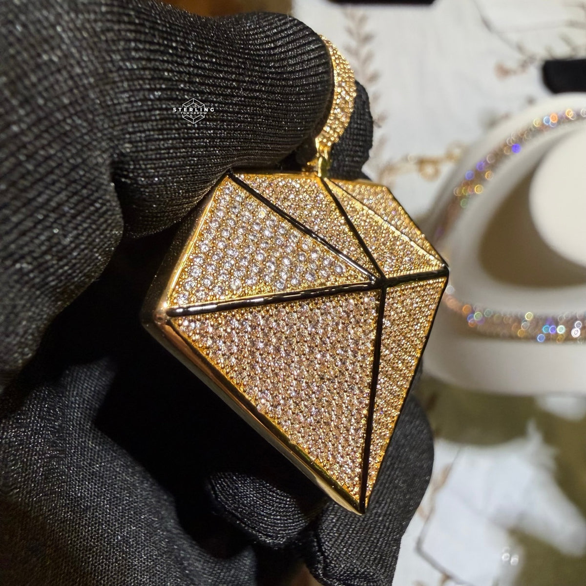 Iced Diamond Shape Pendant CZ Hip Hop Chain Gold or Silver Geometric Bling Necklace Statement Jewelry + Steel Rope Chain