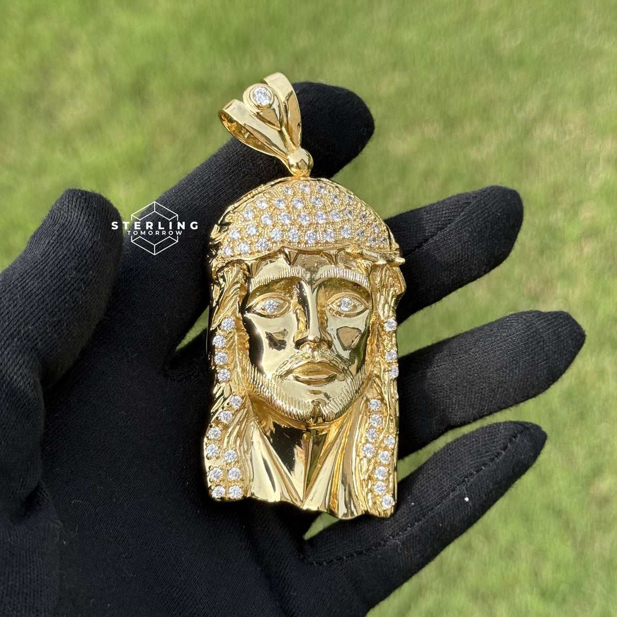 Jesus Face Large Gold Tone Pendant