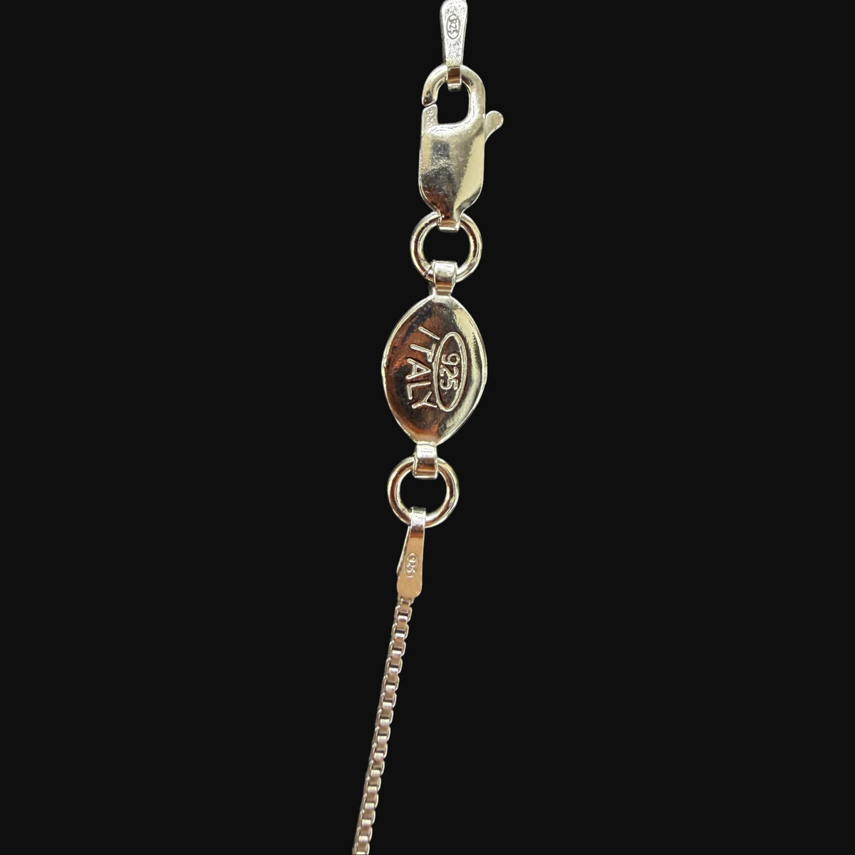 Moissanite NY Pendant VVS D 925 Sterling Silver w/ 22" Italy 925 Silver Box Chain