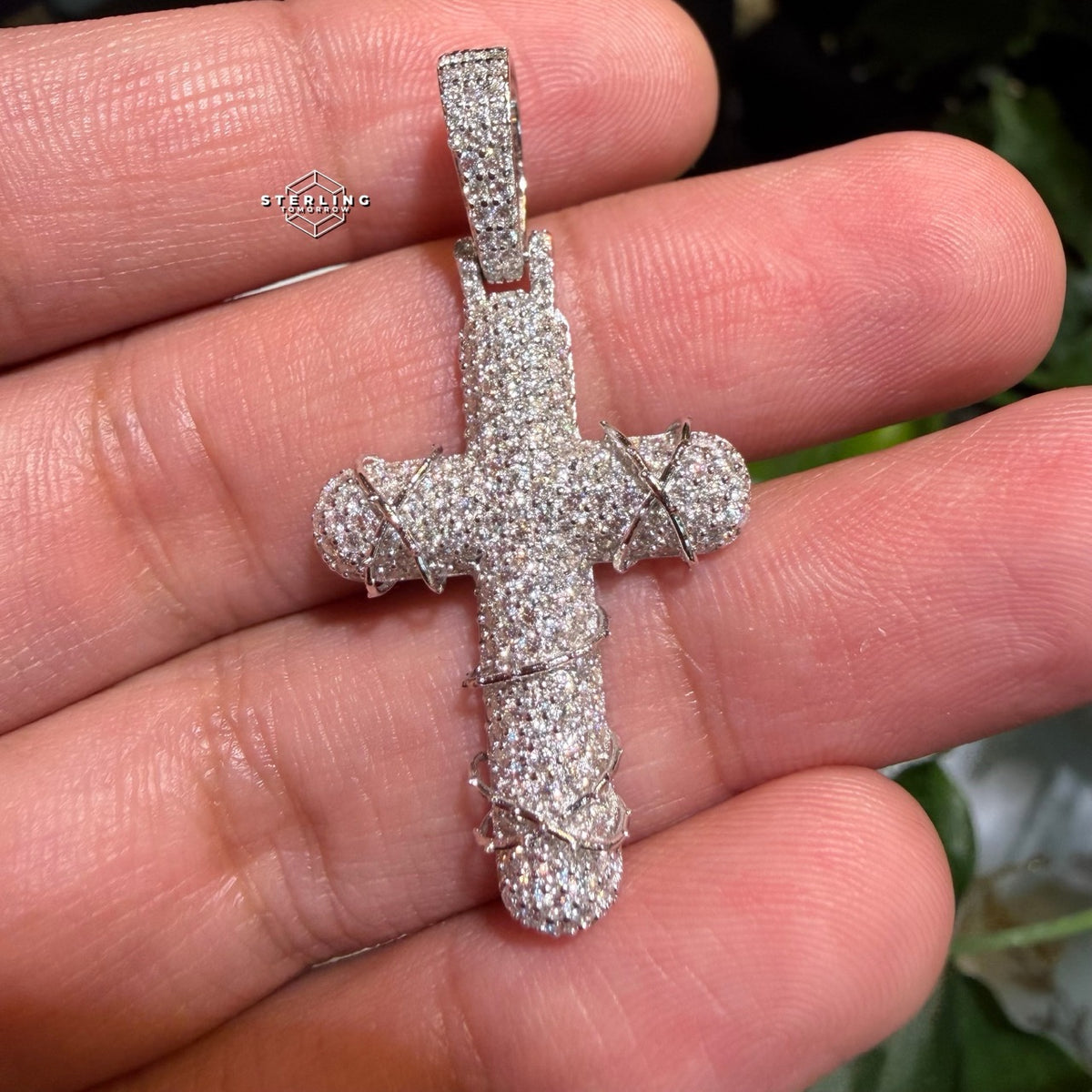 Moissanite Thorns Cross Pendant