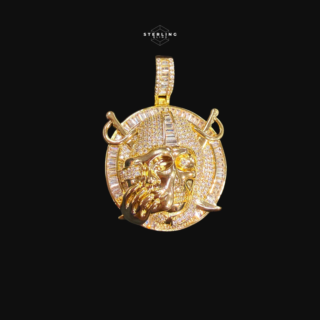 Iced Out Pirate Skull Pendant Necklace Gold CZ Baguette Hip Hop Skull Charm with Free Rope Chain